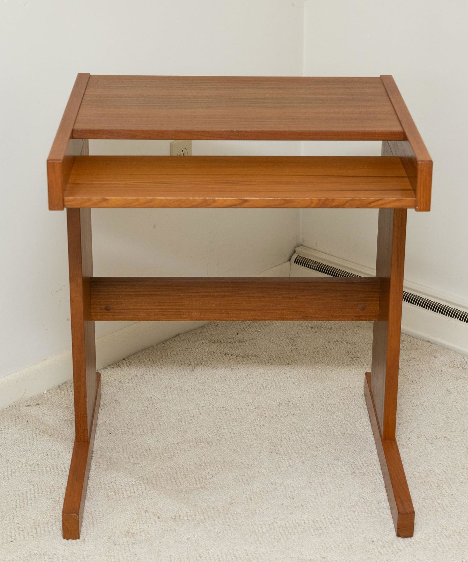 Danish Modern Mobler Furniture Co. Writing Desk (1 of 5)
