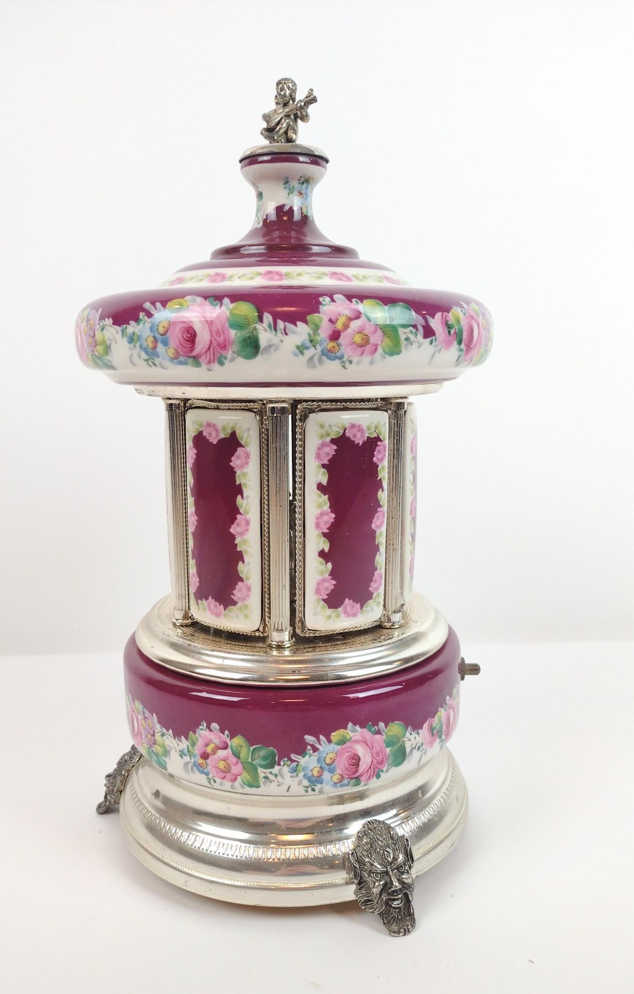 Reuge Musical Cigarette Dispenser (1 of 5)