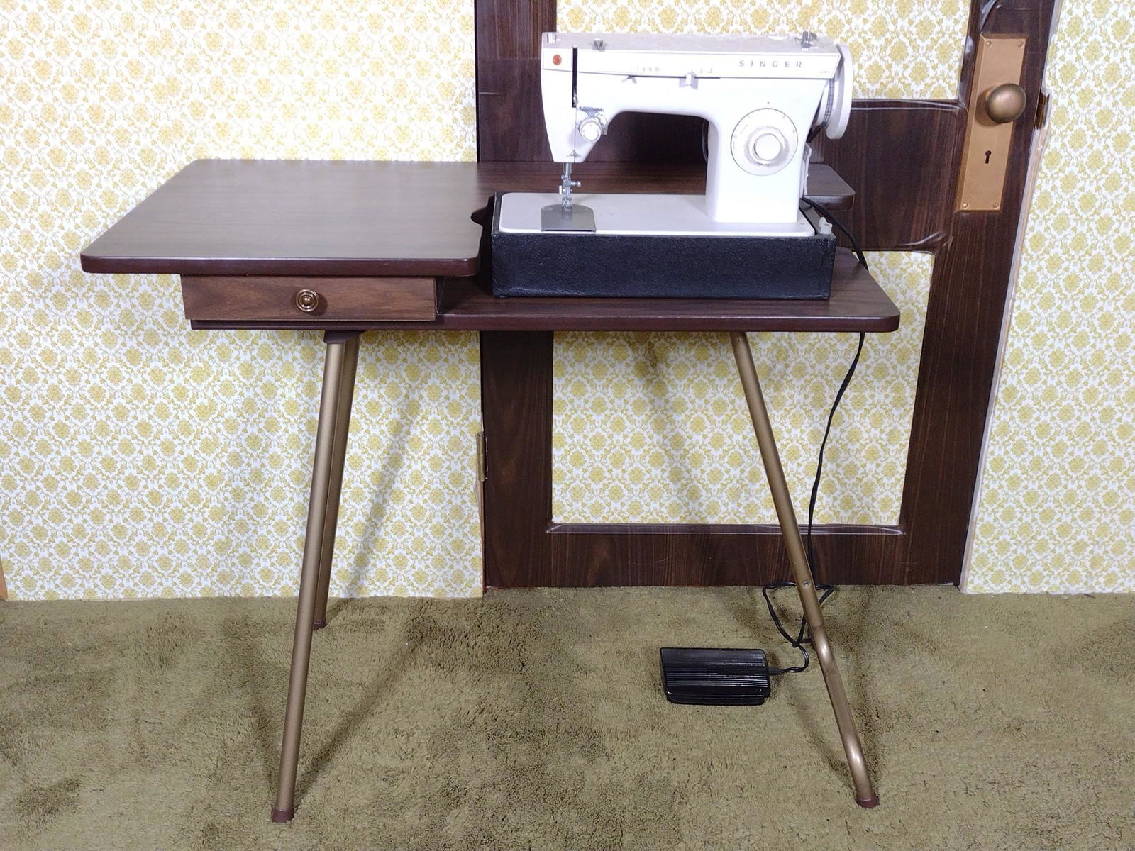 Singer 247 Sewing Machine With Sewing Table: Working. Table 36" wide X 20" deep X 29" high. MG. IMPORTANT: Before bidding, please read the terms and conditions. When you registered for the auction you agreed to these terms and will be required t