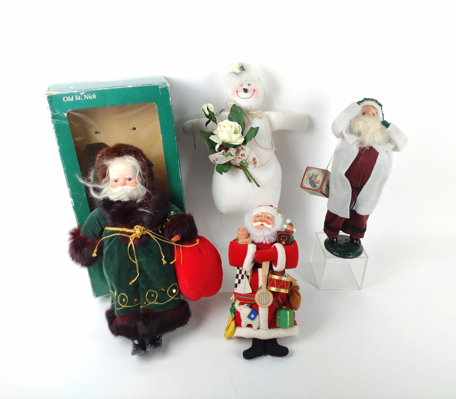 4 Vintage Christmas Dolls Incl Byers Choice: 12" - 15-1/2" high. RM IMPORTANT: Before bidding, please read the terms and conditions. When you registered for the auction you agreed to these terms and will be required to comply with them.