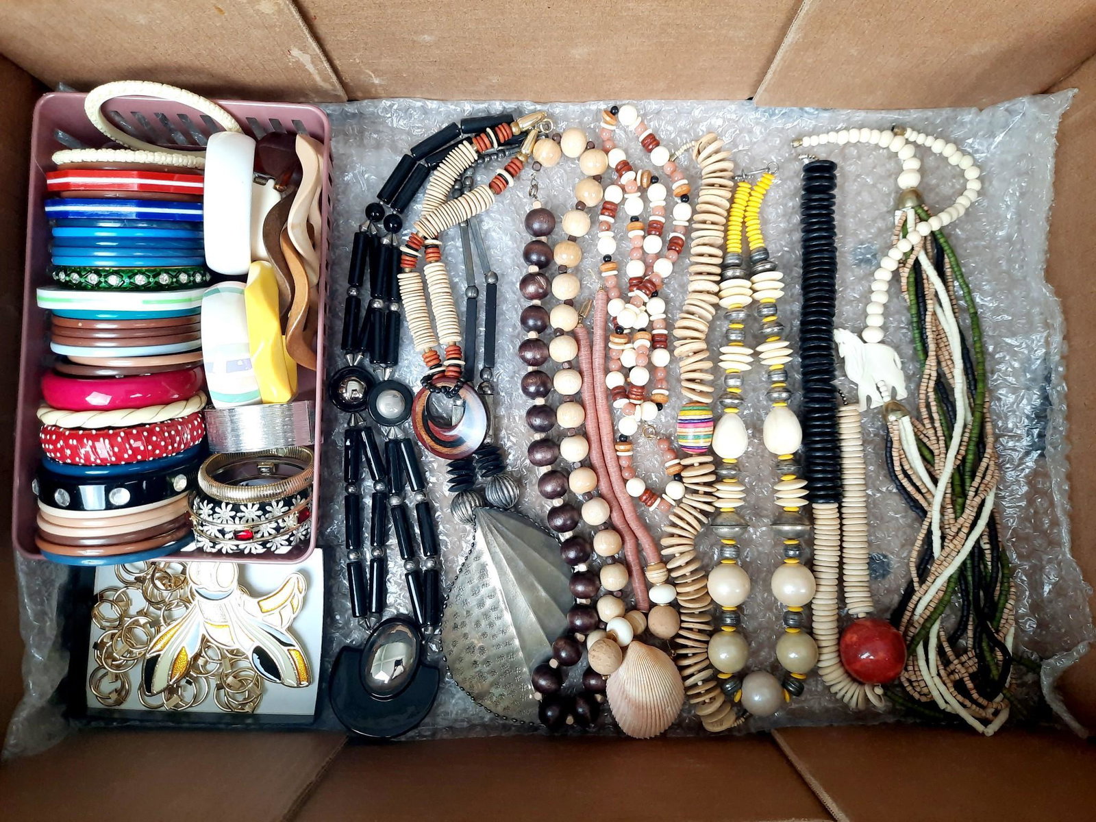 Large Lot Costume Jewelry incl Wood Bead: Also includes necklaces and bangle bracelets. LR IMPORTANT: Before bidding, please read the terms and conditions. When you registered for the auction you agreed to these terms and will be required to 