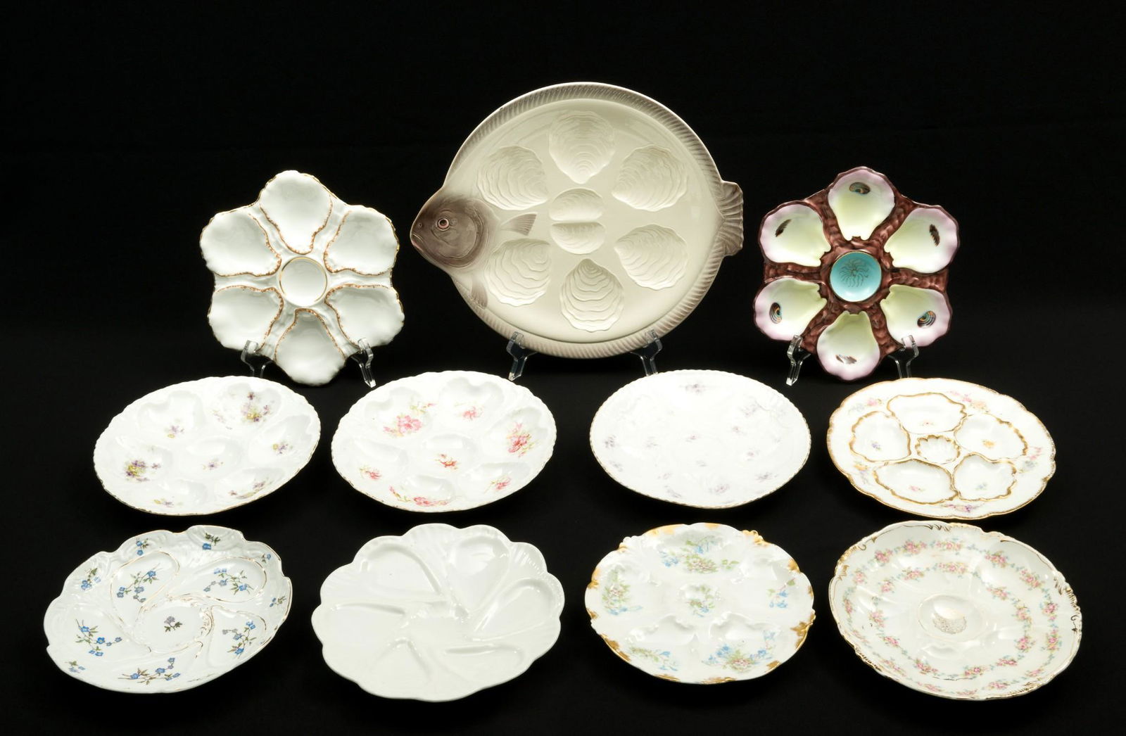 11 Porcelain Oyster Plates Incl Limoges (1 of 17)