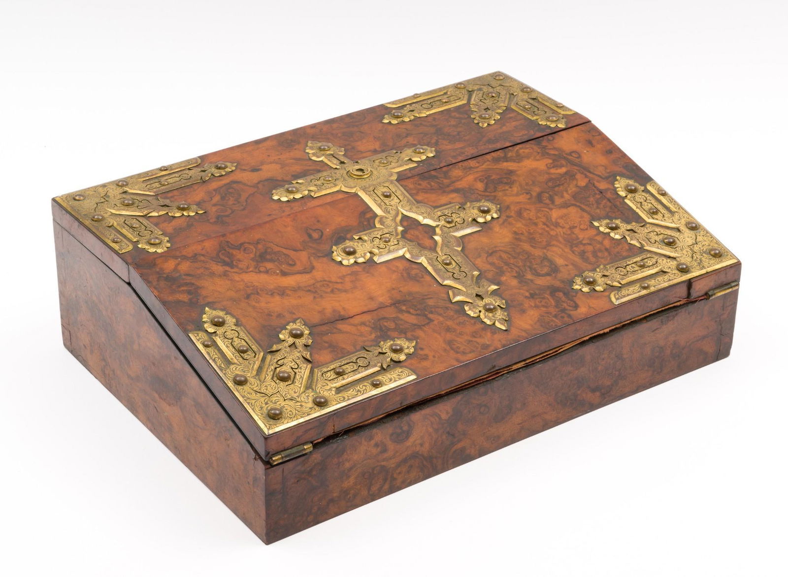 Geo Betjemann & Sons Travel Desk with Ink Bottles (1 of 11)