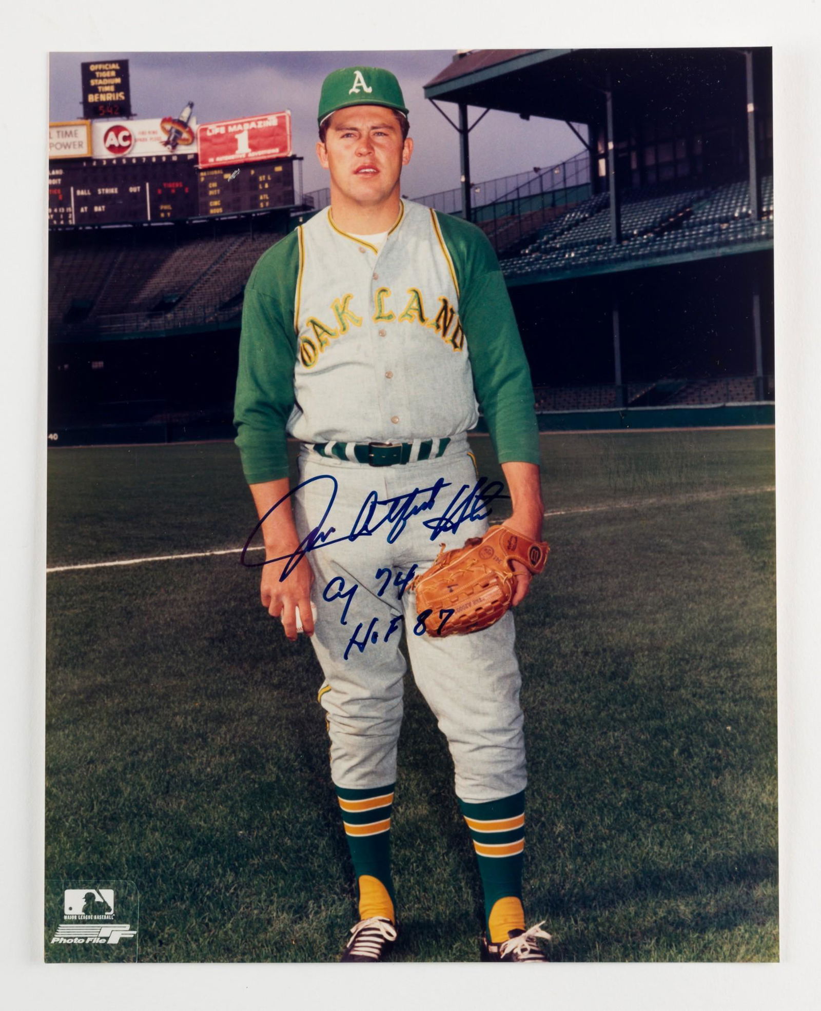 Jim Catfish Hunter Autographed Photograph (1 of 2)