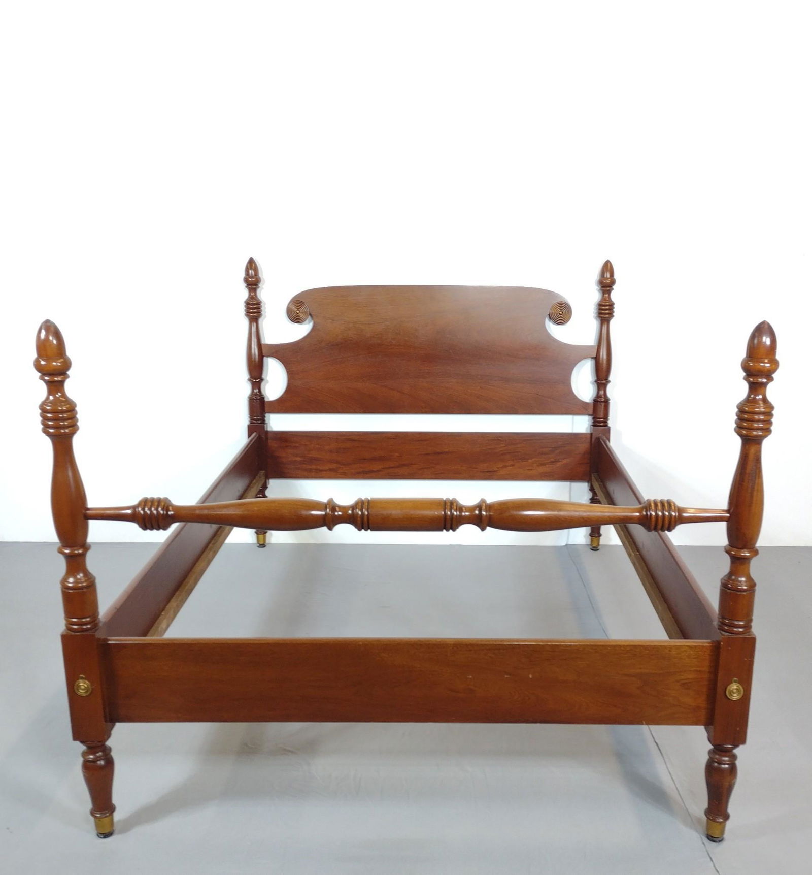 Acorn Bed: Full size. 58" wide X 80" deep X 46-1/2" high. No manufactures name found. MG. IMPORTANT: Before bidding, please read the terms and conditions. When you registered for the auction you agreed to these