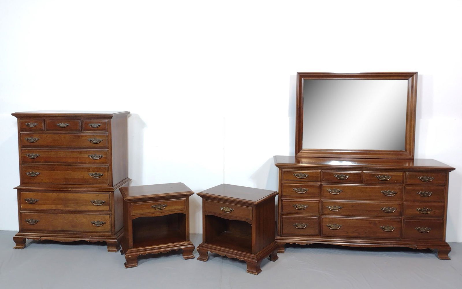 4 Pcs Bedroom Set (1 of 13)