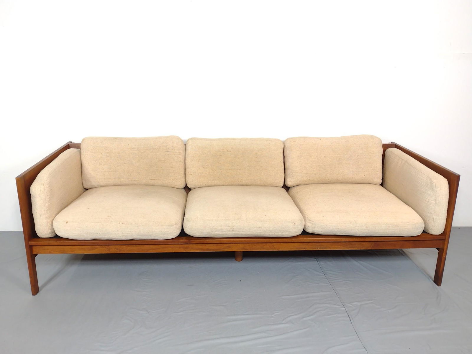 Mid Century Modern Sofa (1 of 9)