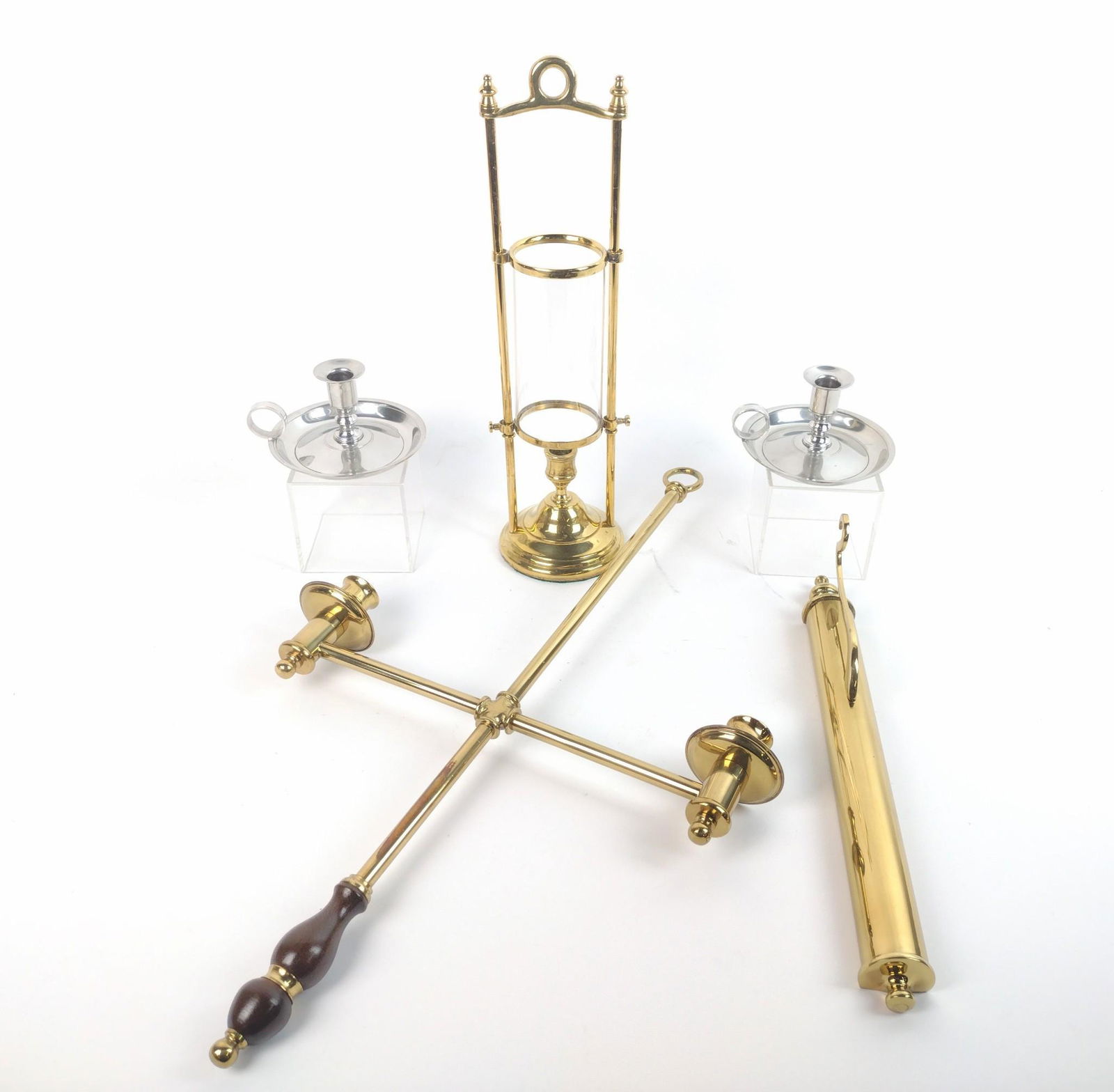 4 Candle Holders Incl Williamsburg Pewter (1 of 5)