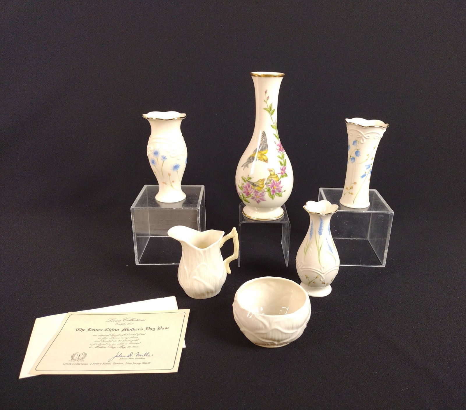 6 Pcs Lenox and Belleek (1 of 5)