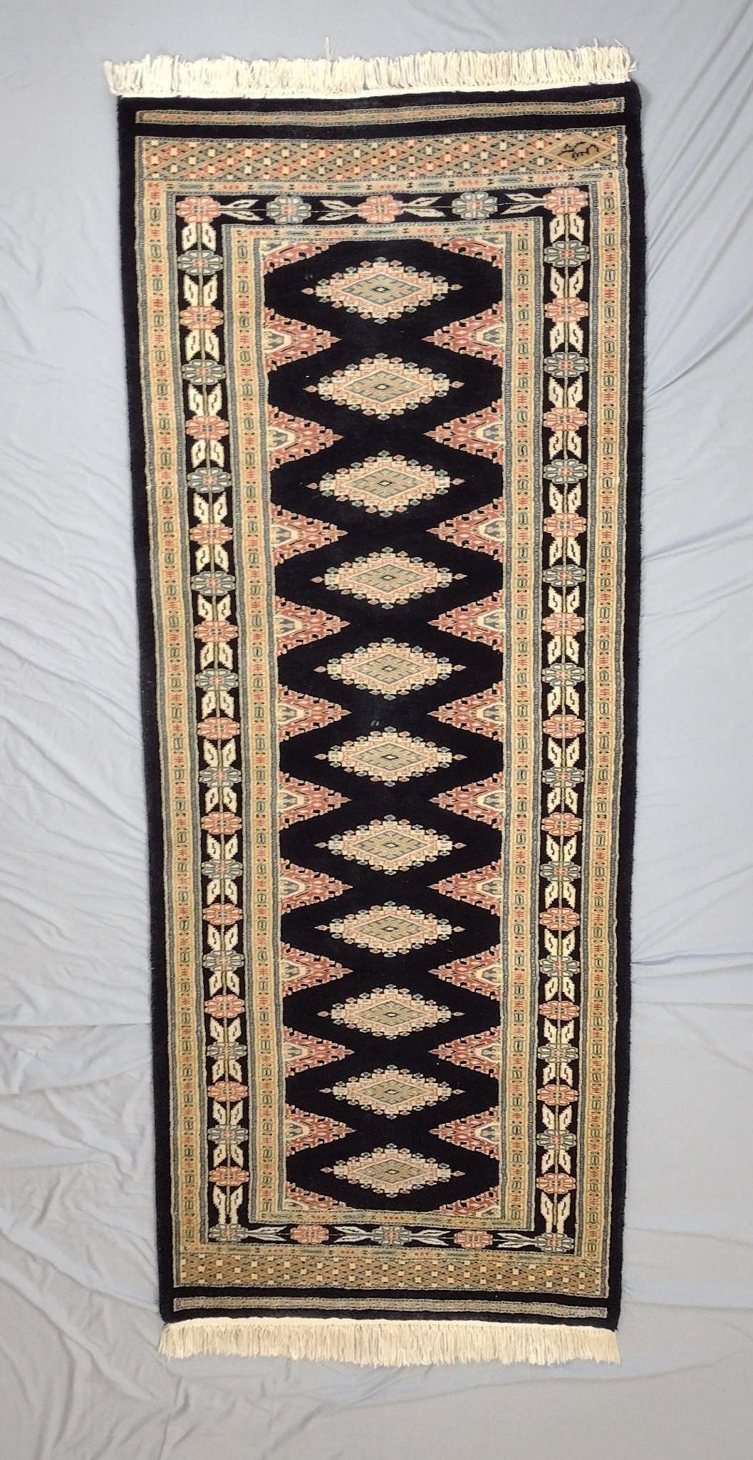 Pakistan Jaldar Area Rug (1 of 5)
