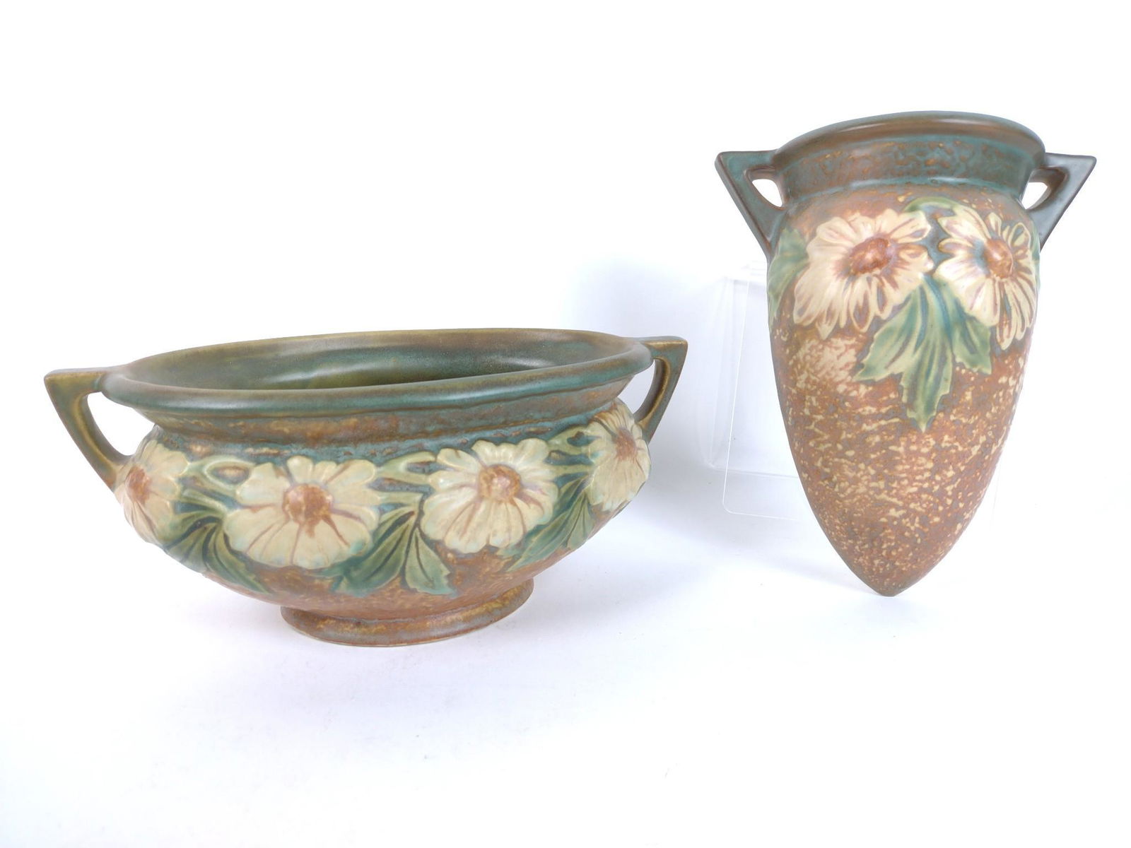 2 Pcs Roseville Dahlrose incl Wall Pocket (1 of 4)