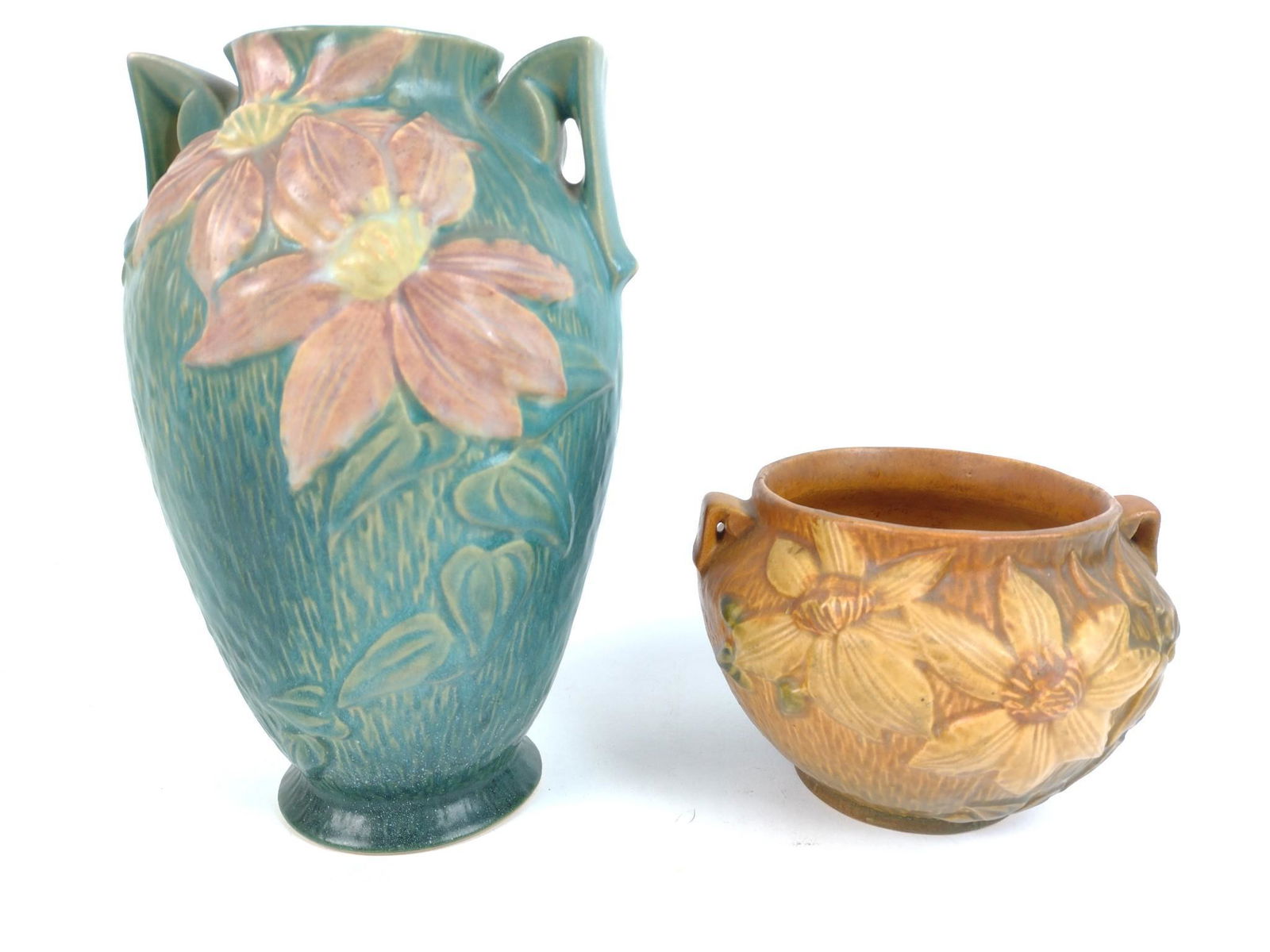 2 Roseville Clematis Vases (1 of 2)