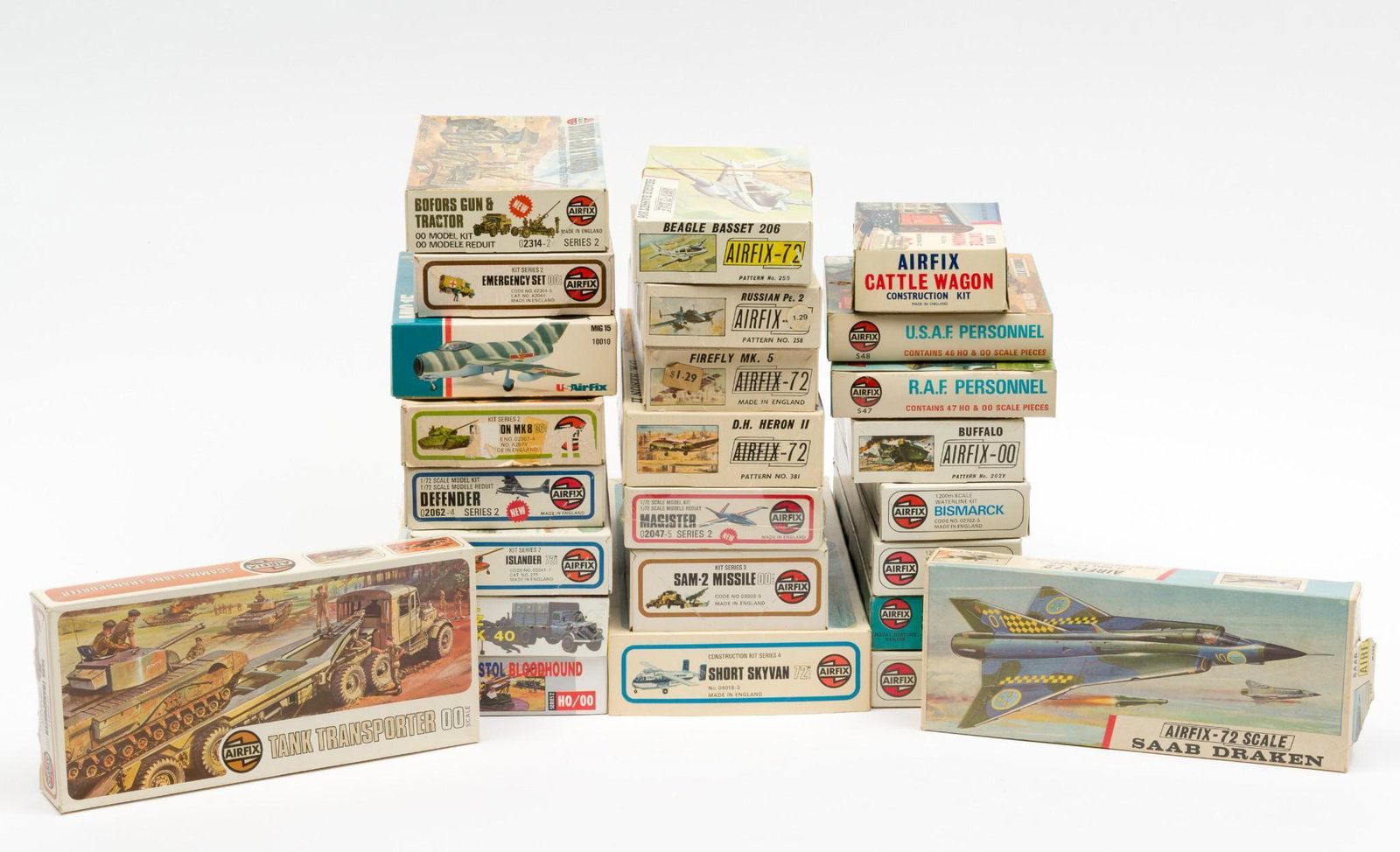25 Airfix Military Models (1 of 2)