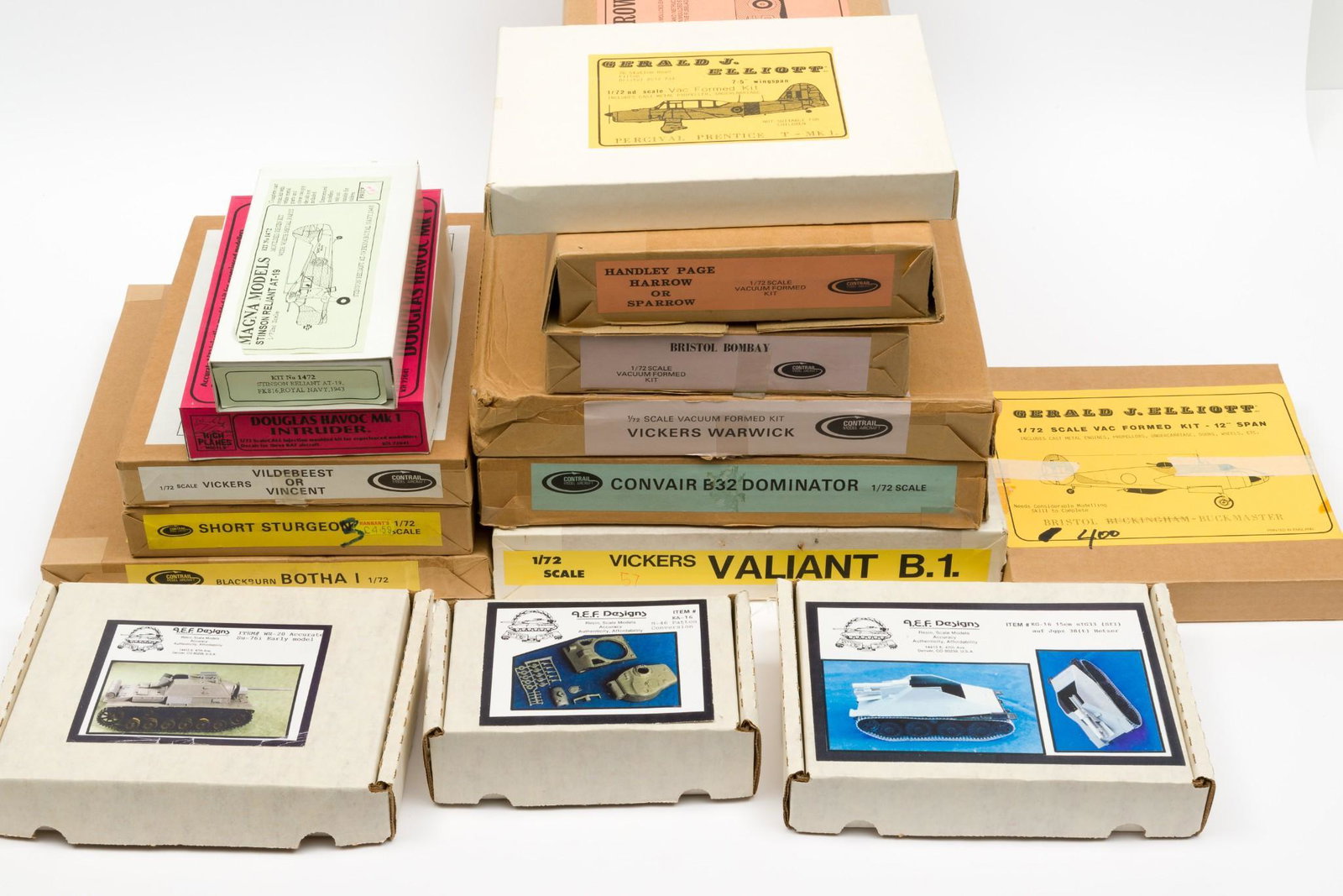 14 1/72 Scale Military Models incl Contrail (1 of 3)