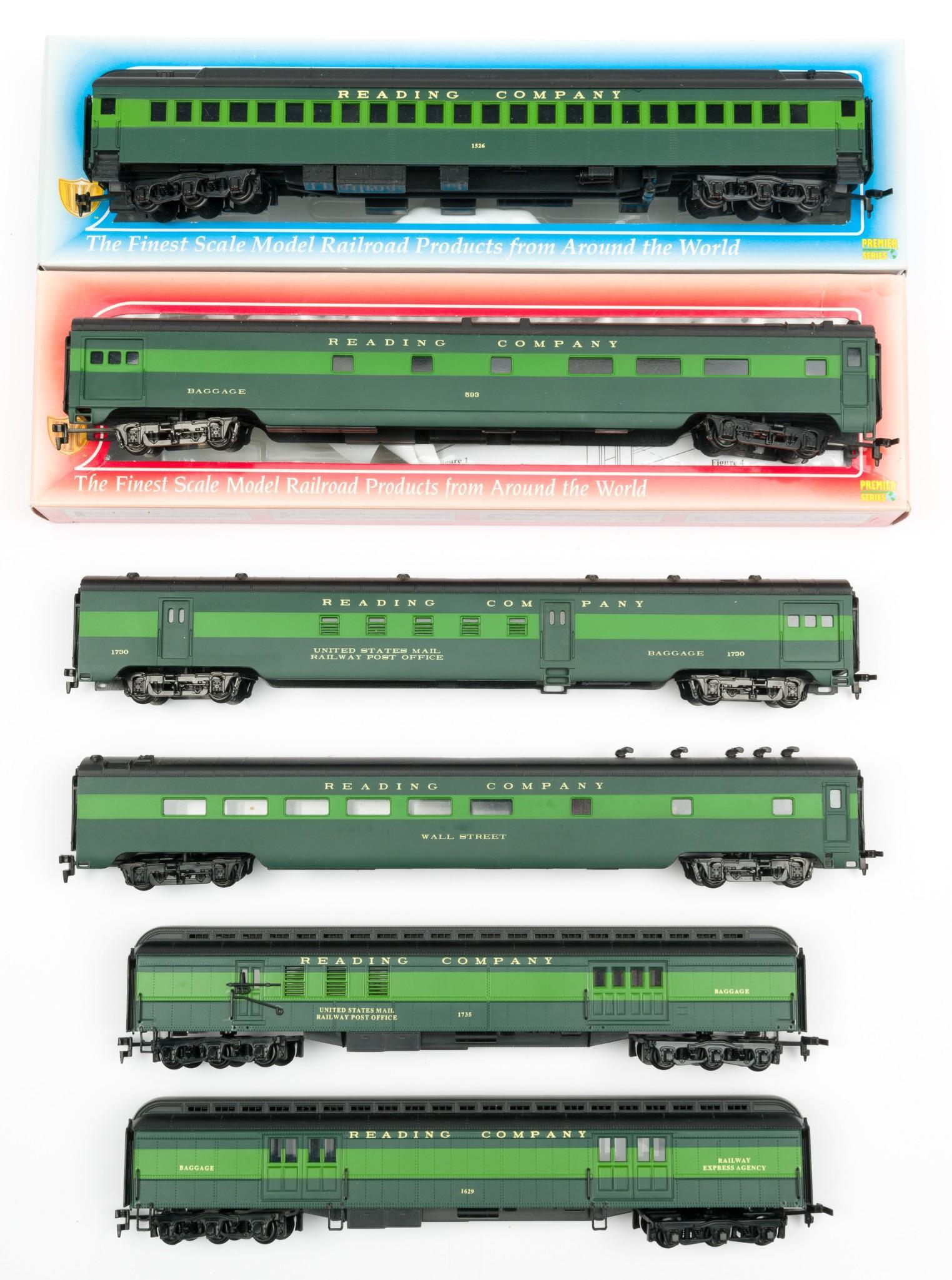 6 Redding Company Passenger Cars: All unmarked. Includes #49571 couch heavyweight and #48224 combine, both with original boxes. Also includes #1629 baggage, #593 baggage, #1735 U.S mail baggage, and Wall Street. All have been run, som