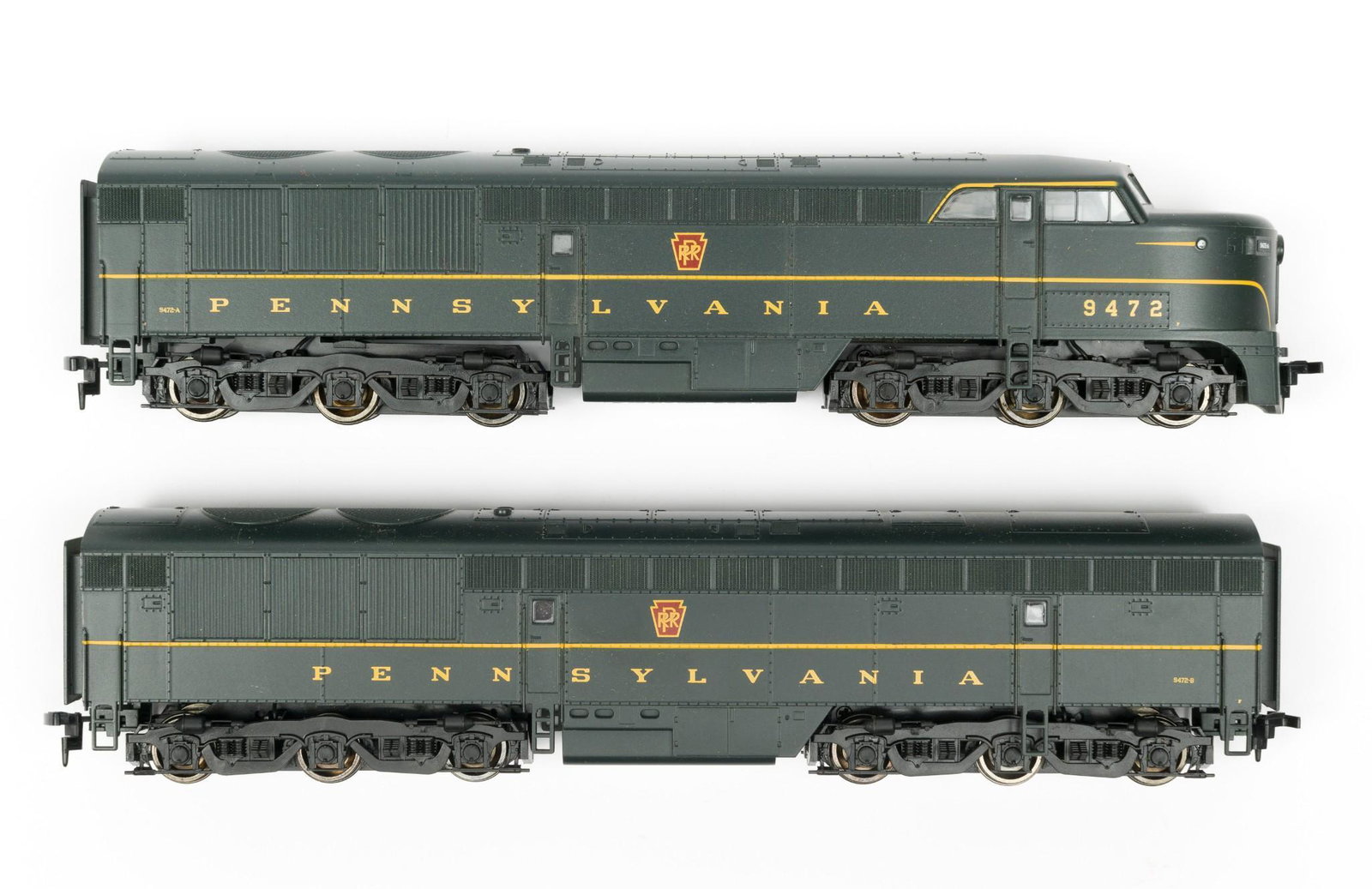 2 HO PRR Life-Like Rolling Stock (1 of 4)