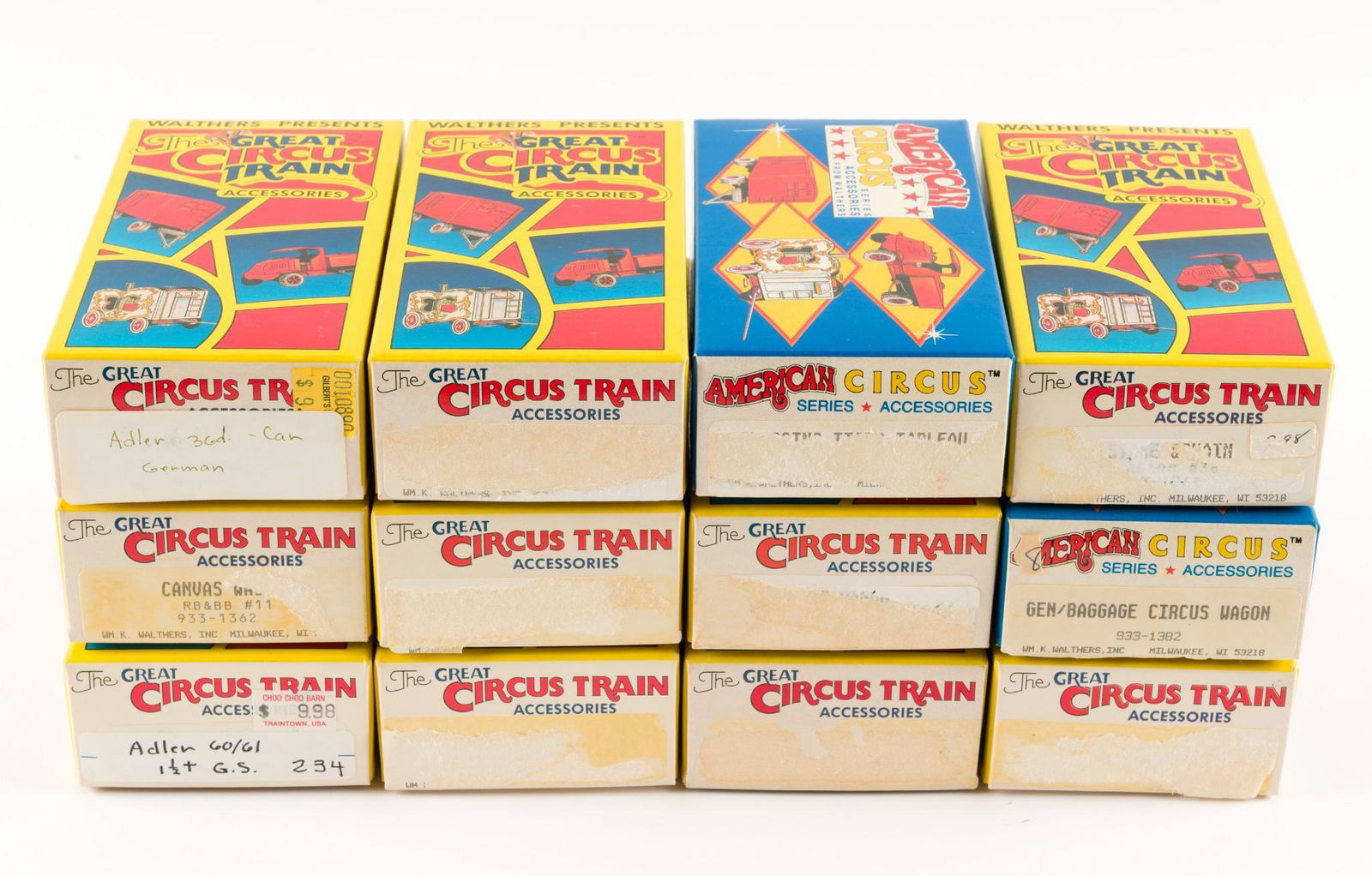 22 HO Walthers Circus Accessories Incl The Great Circus Train (1 of 2)