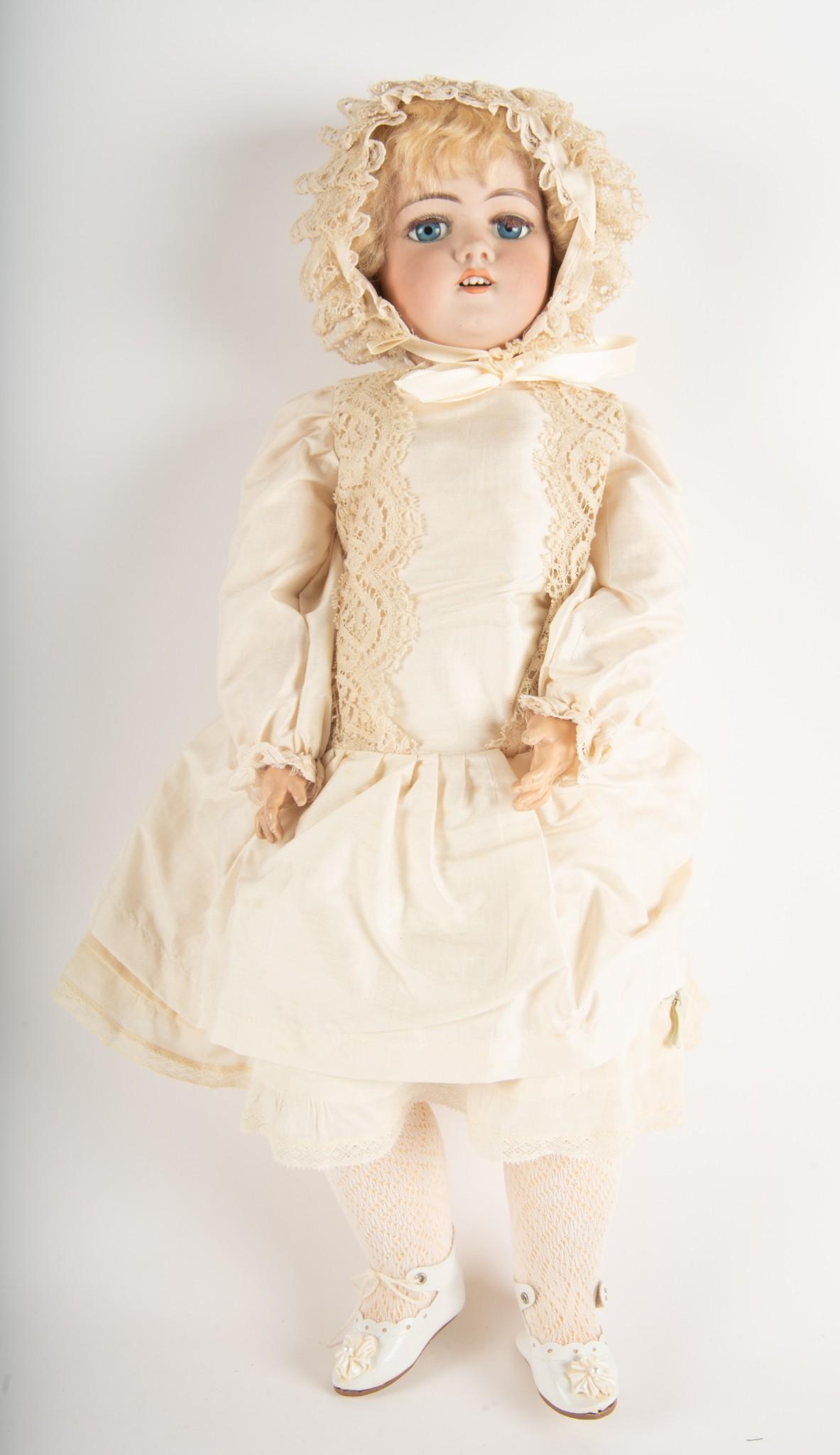 24" Simon & Halbig Doll (1 of 4)