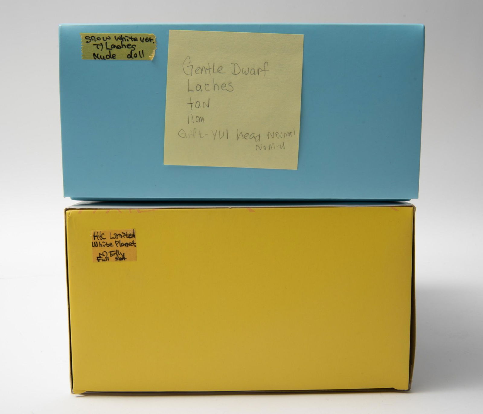 2 Lati Dolls in OBs (1 of 4)