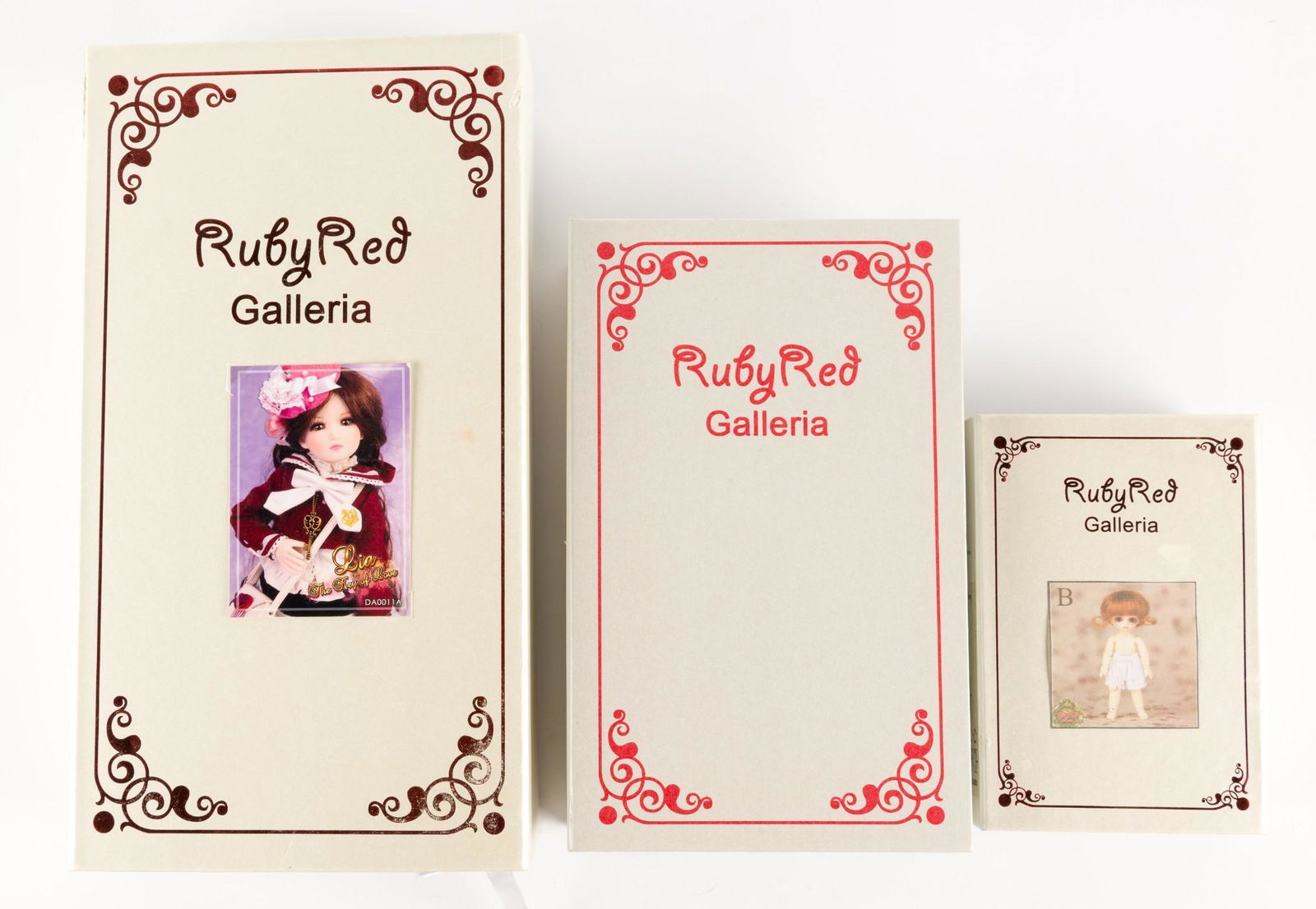 3 Ruby Red Galleria Dolls in OBs (1 of 4)