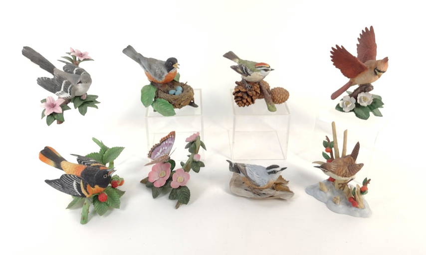 8 Lenox Figurines incl American Robin (0053) on Dec 12, 2022 Cordier Auctions & Appraisals in PA