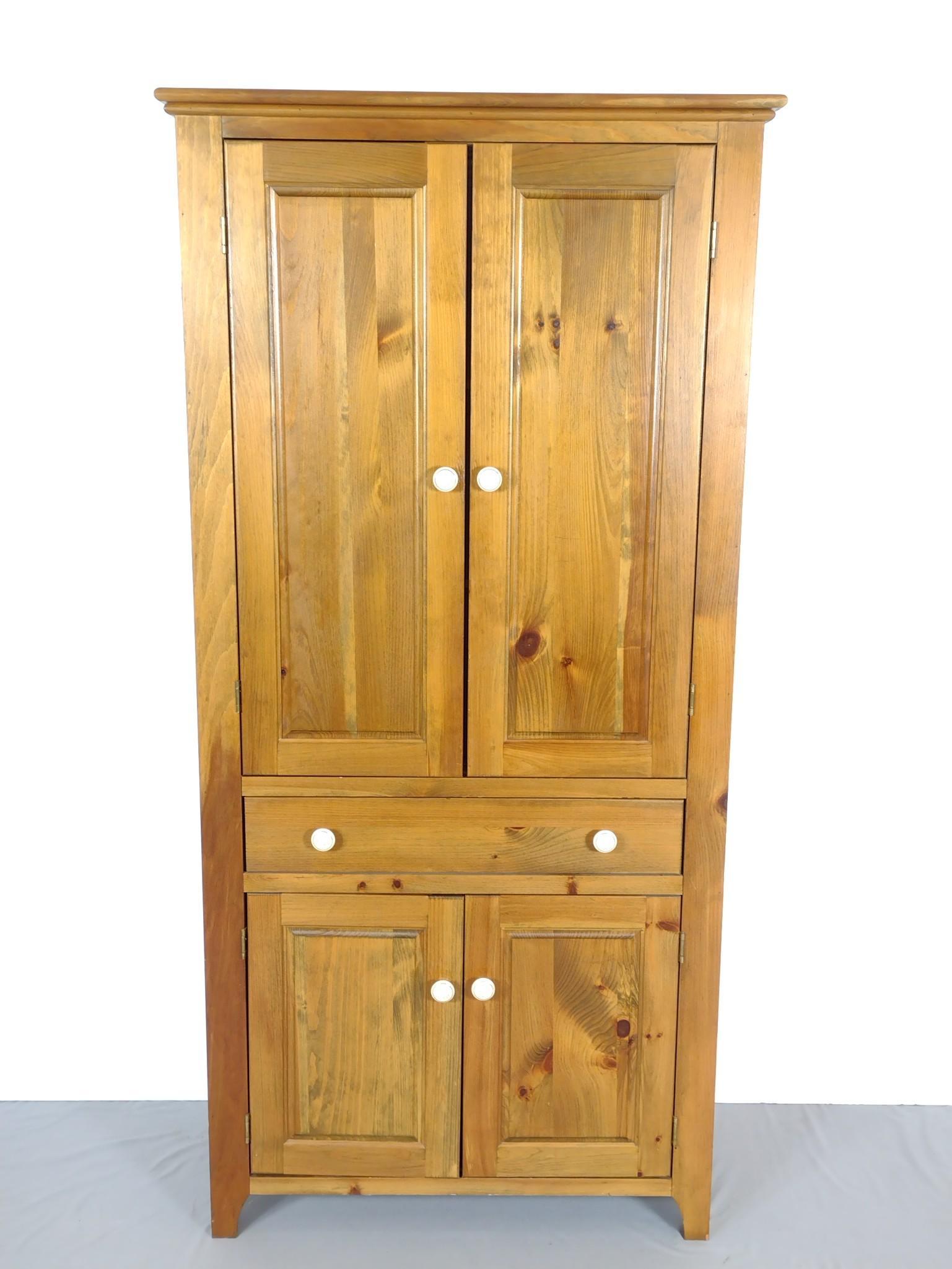 MasterCraft Country Cabinet (1 of 7)