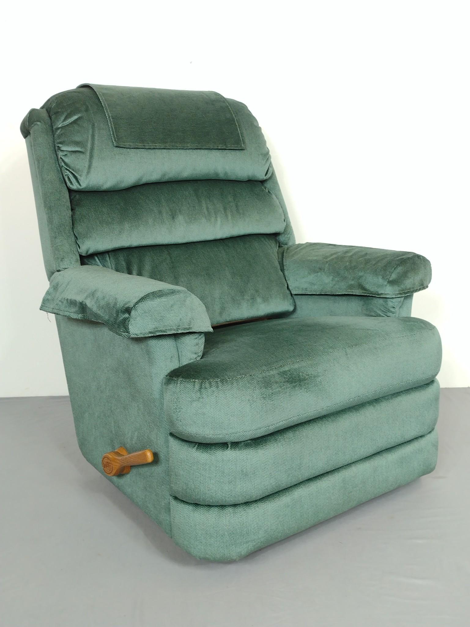 La-Z-Boy Recliner (1 of 6)