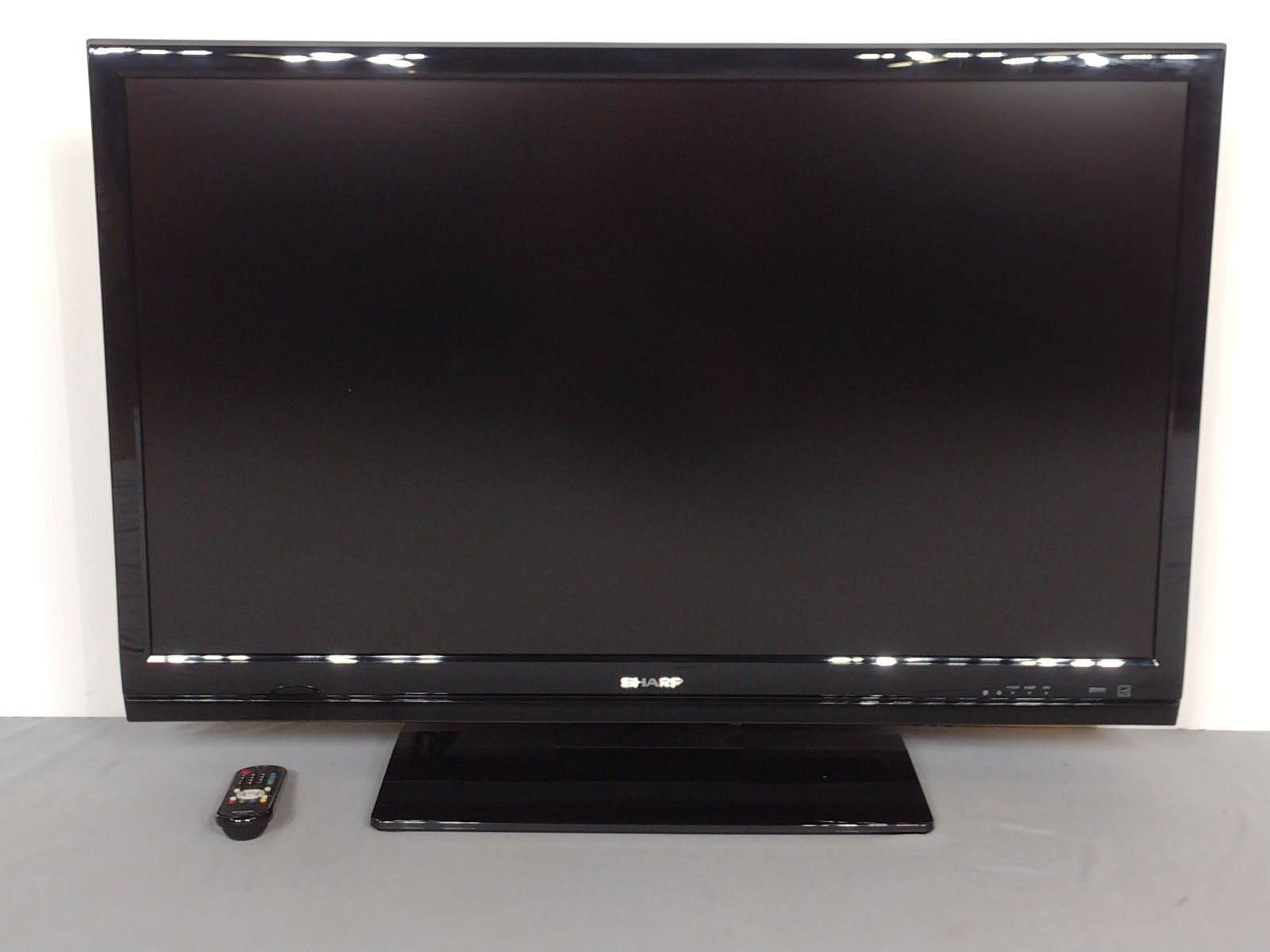 Sharp 46" LCD TV (1 of 4)