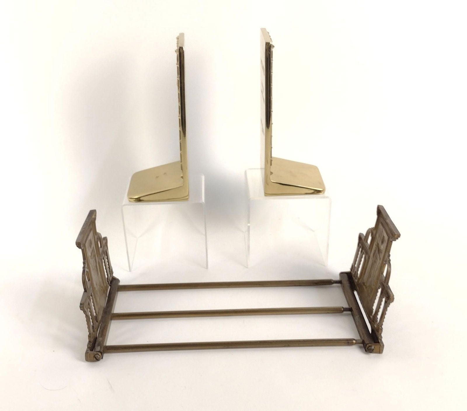 2 Sets of Bookends incl The Doors of the Library of Congress (1 of 5)