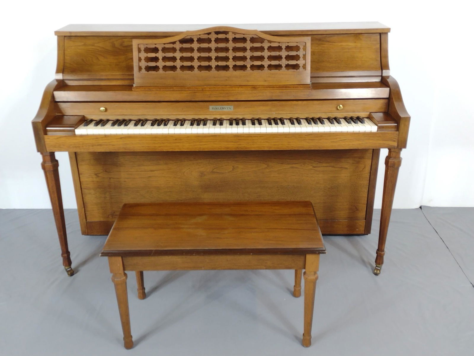 Baldwin Upright Piano With Bench (1 of 10)