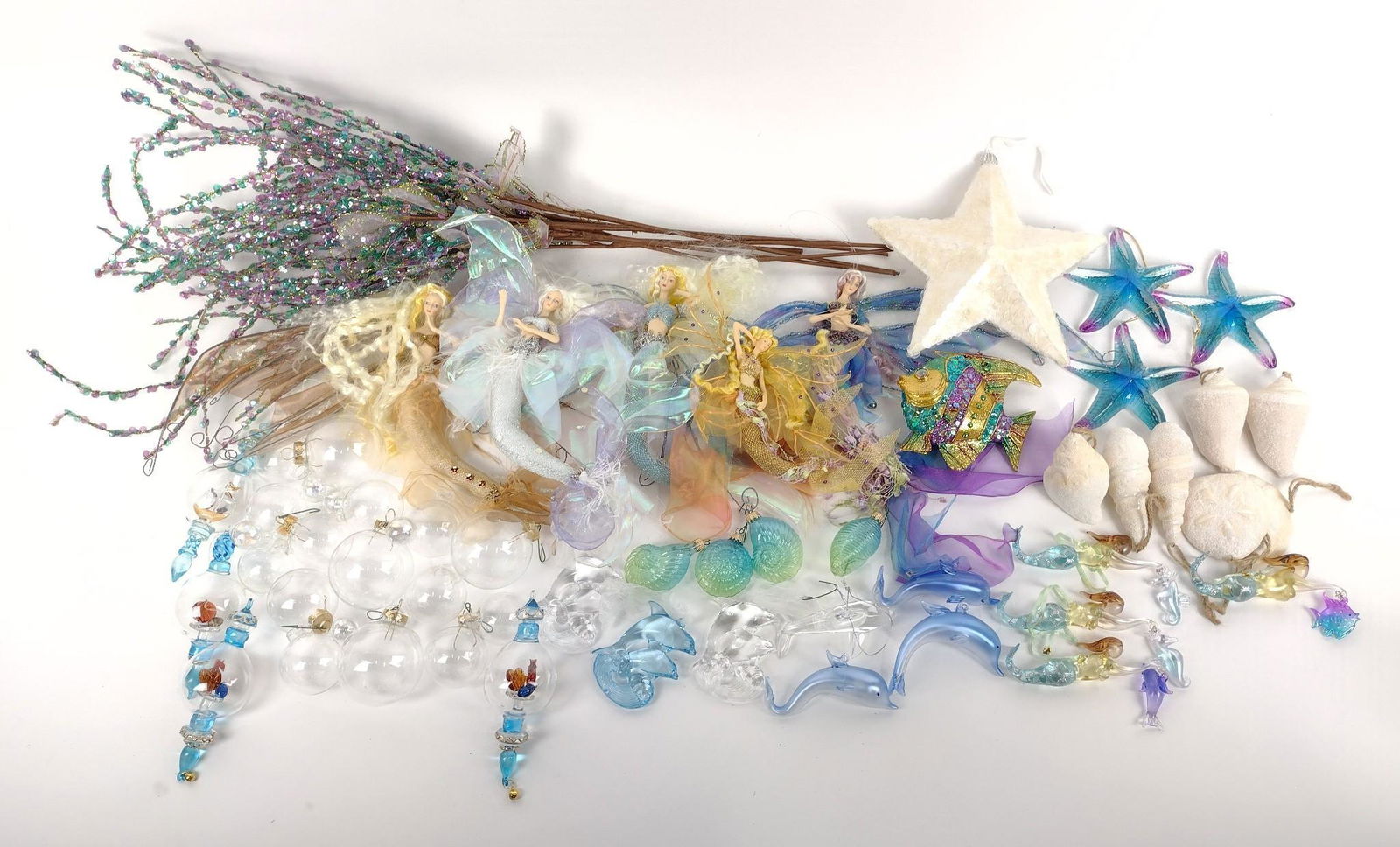 Large Group Christmas incl Seashell Ornaments (1 of 6)