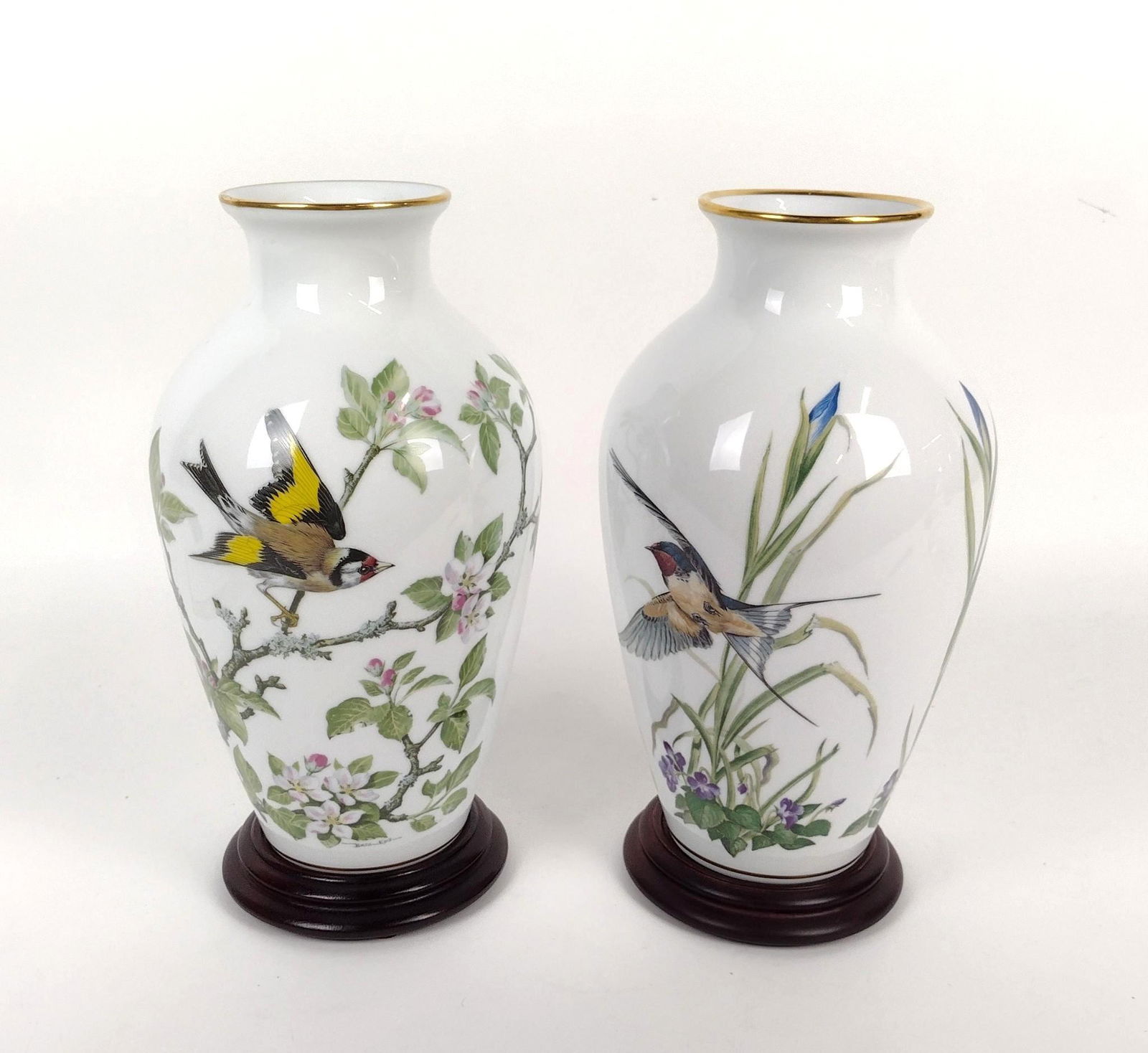 2 Basil Ede Vases incl The Meadowland Bird Vase (1 of 7)