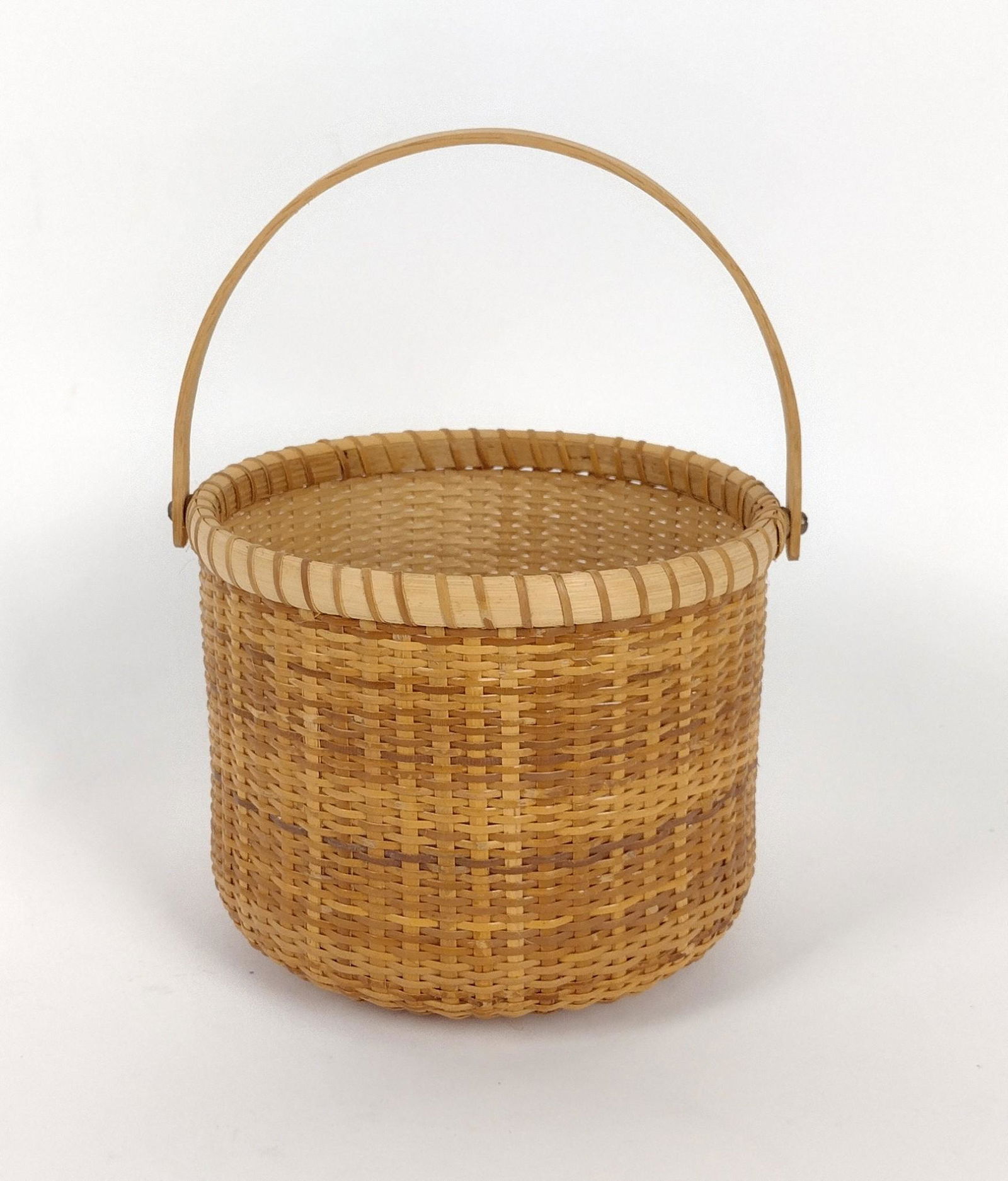 Nantucket Style Basket (1 of 2)
