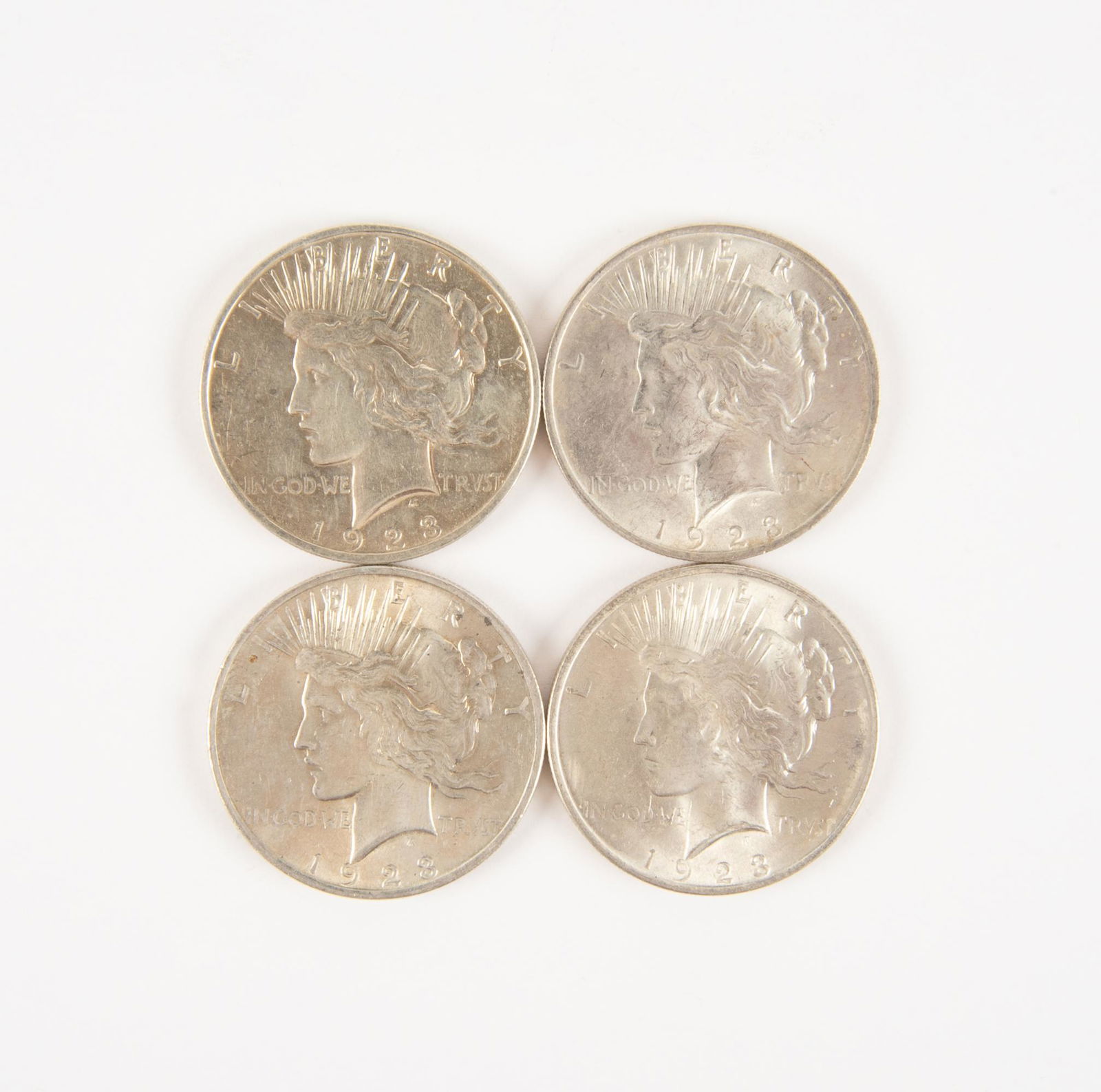 4 US Peace Silver Dollars (1 of 2)