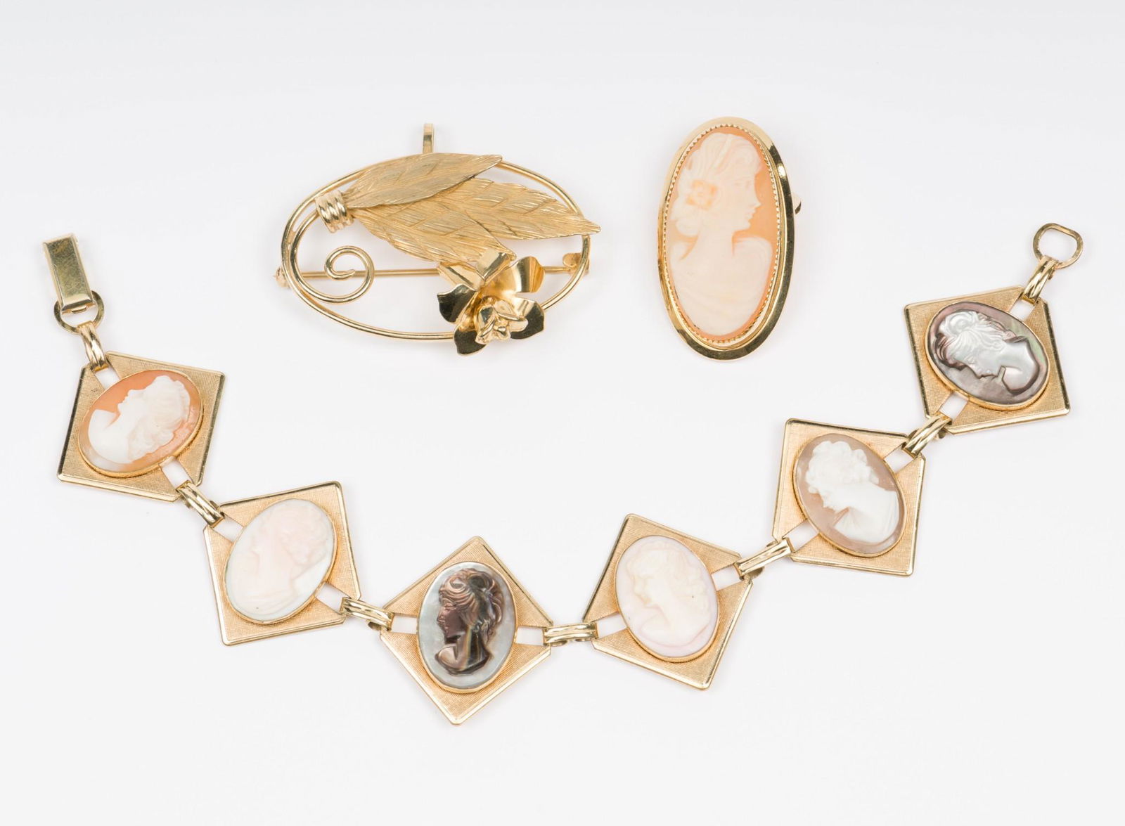 Gold-filled Shell Cameo Necklace & Brooch (1 of 10)