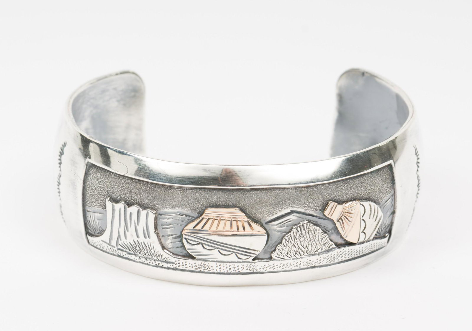Gilson Smith Navajo Sterling Cuff Bracelet (1 of 2)