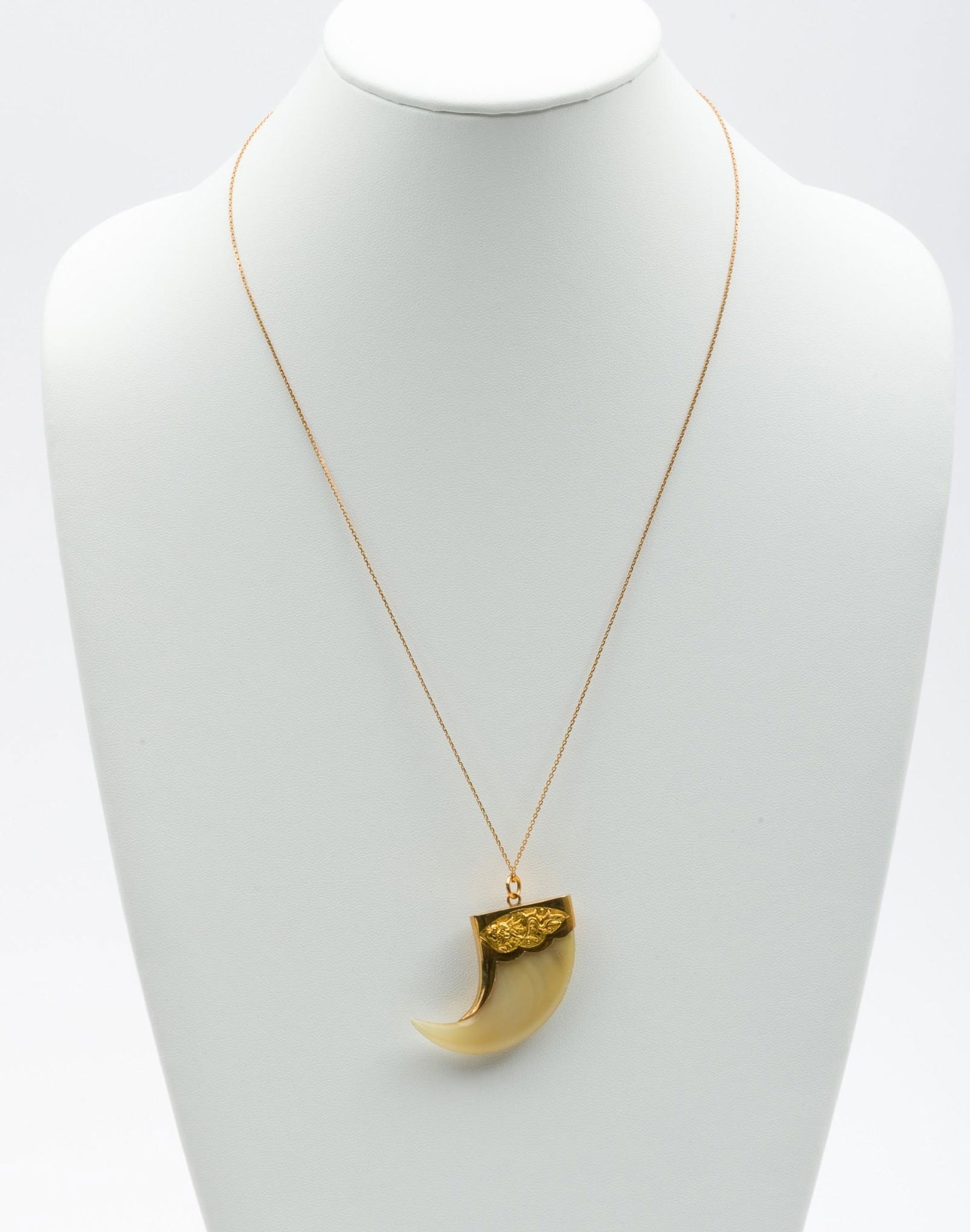 Gold Tiger Claw Talisman (1 of 4)