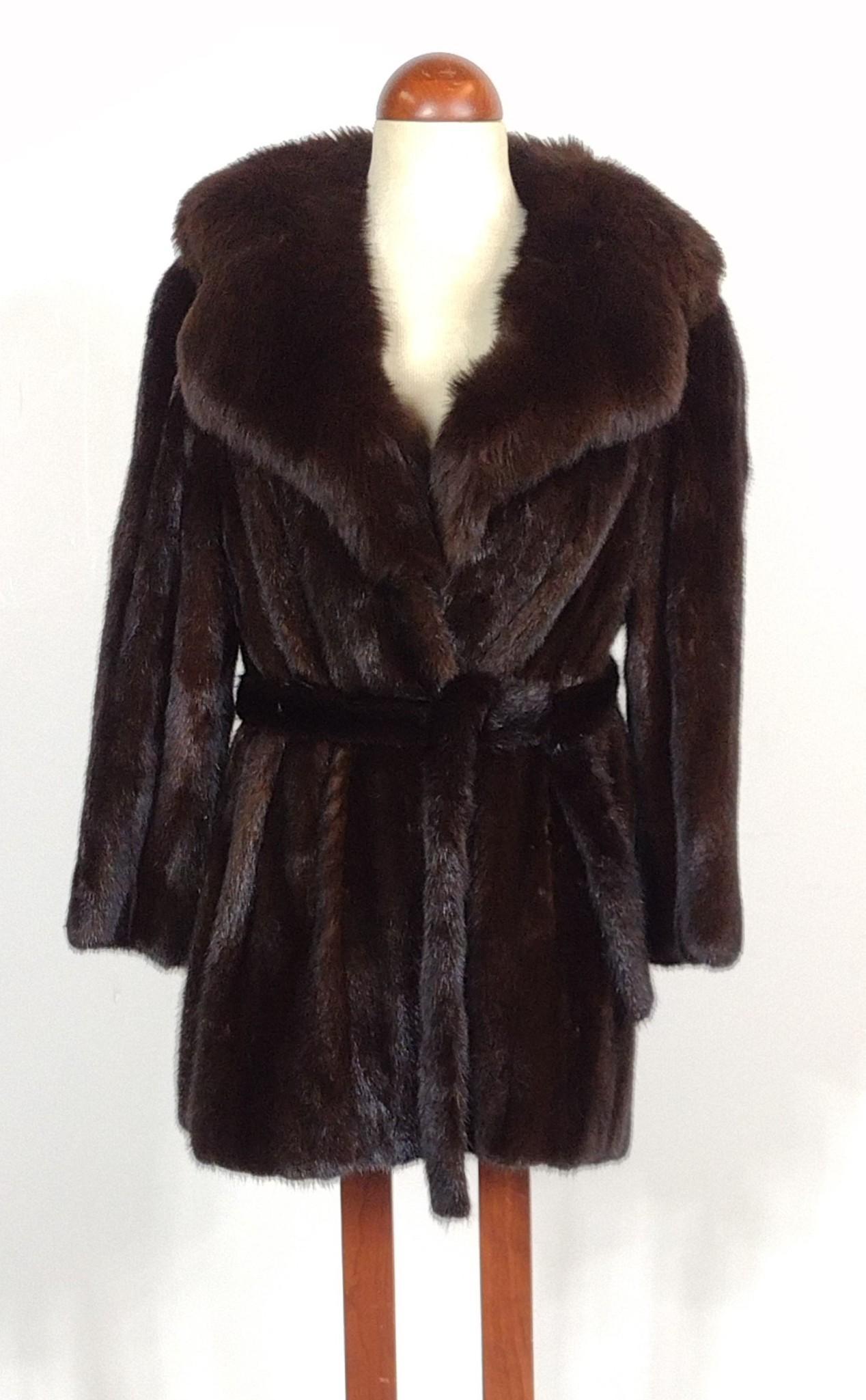 Muscalus Furs Harrisburg, PA Mink 3/4 Length Coat (1 of 4)