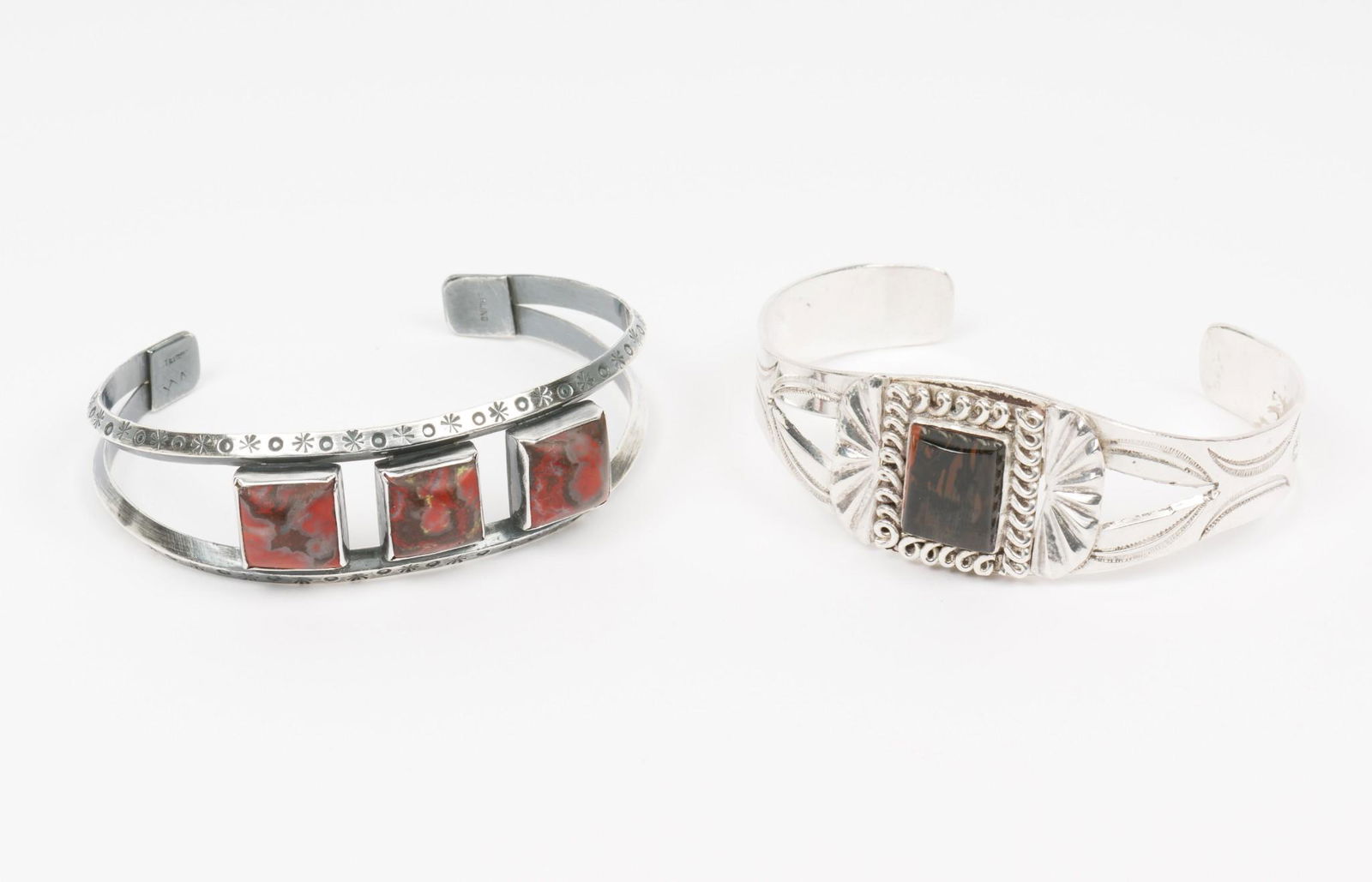 2 Silver & Agate Cuff Bracelets (1 of 6)