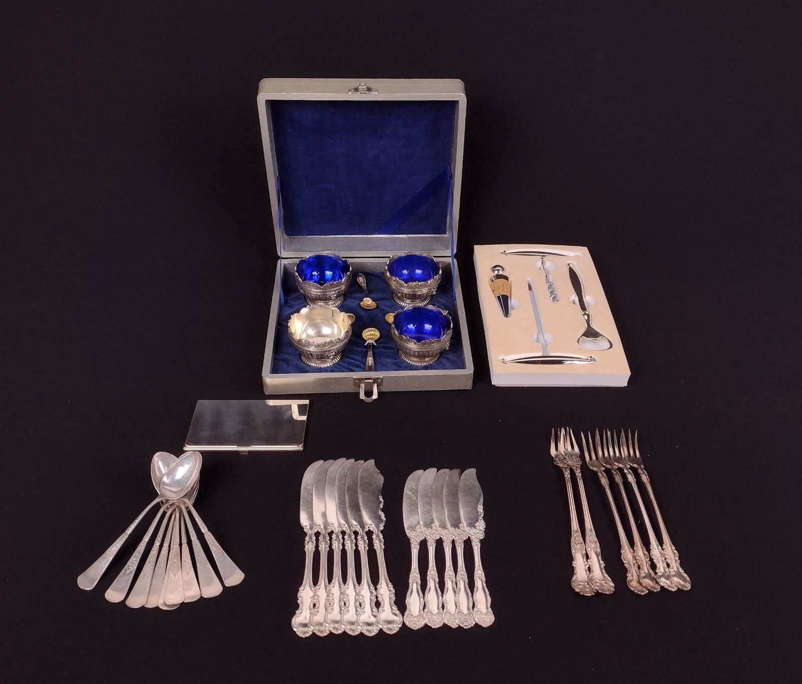 29 Pcs Silverplate incl Tiffany & Co (1 of 10)
