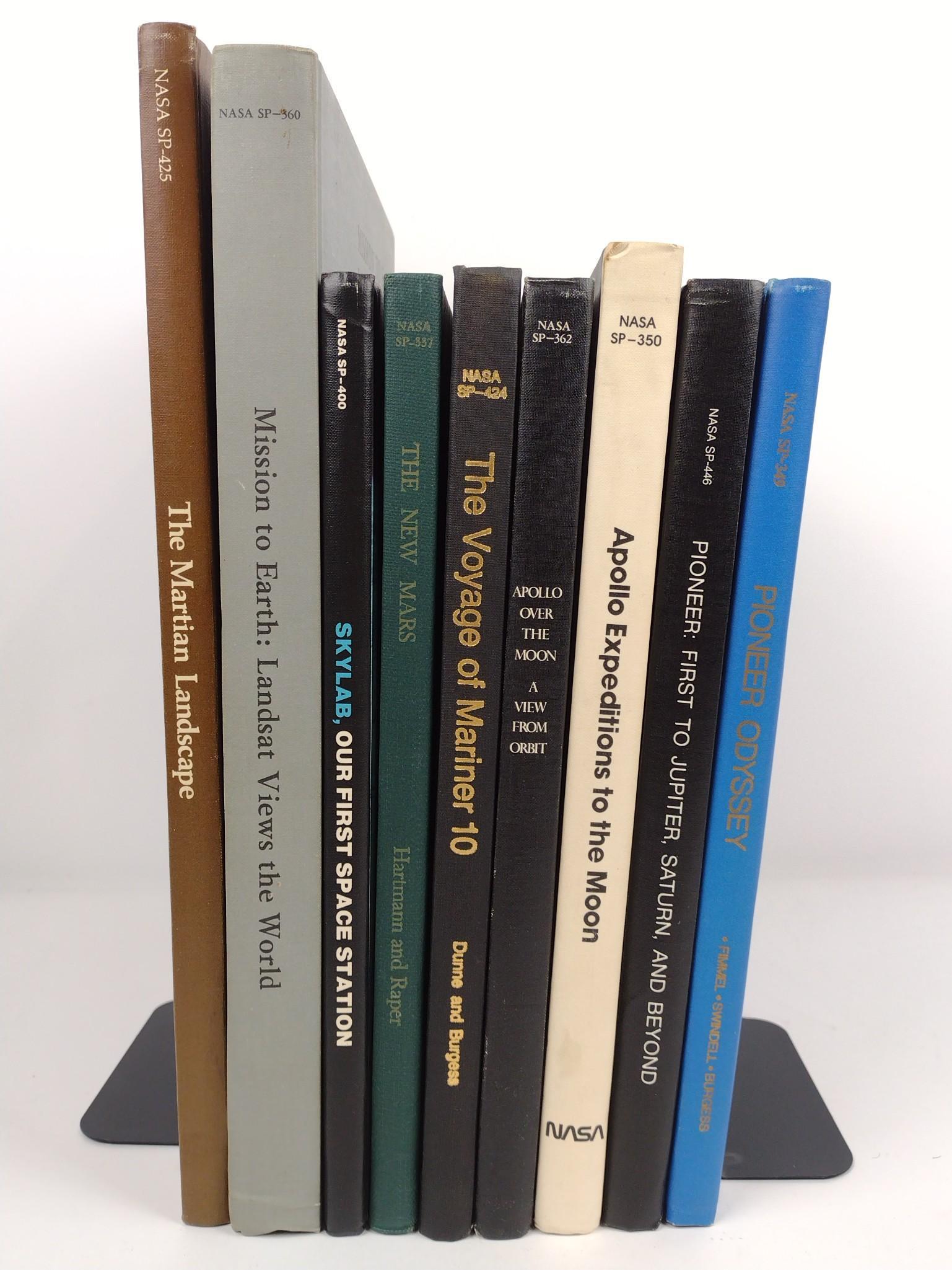 9 Space Books incl The Voyage of Mariner 10 (1 of 20)