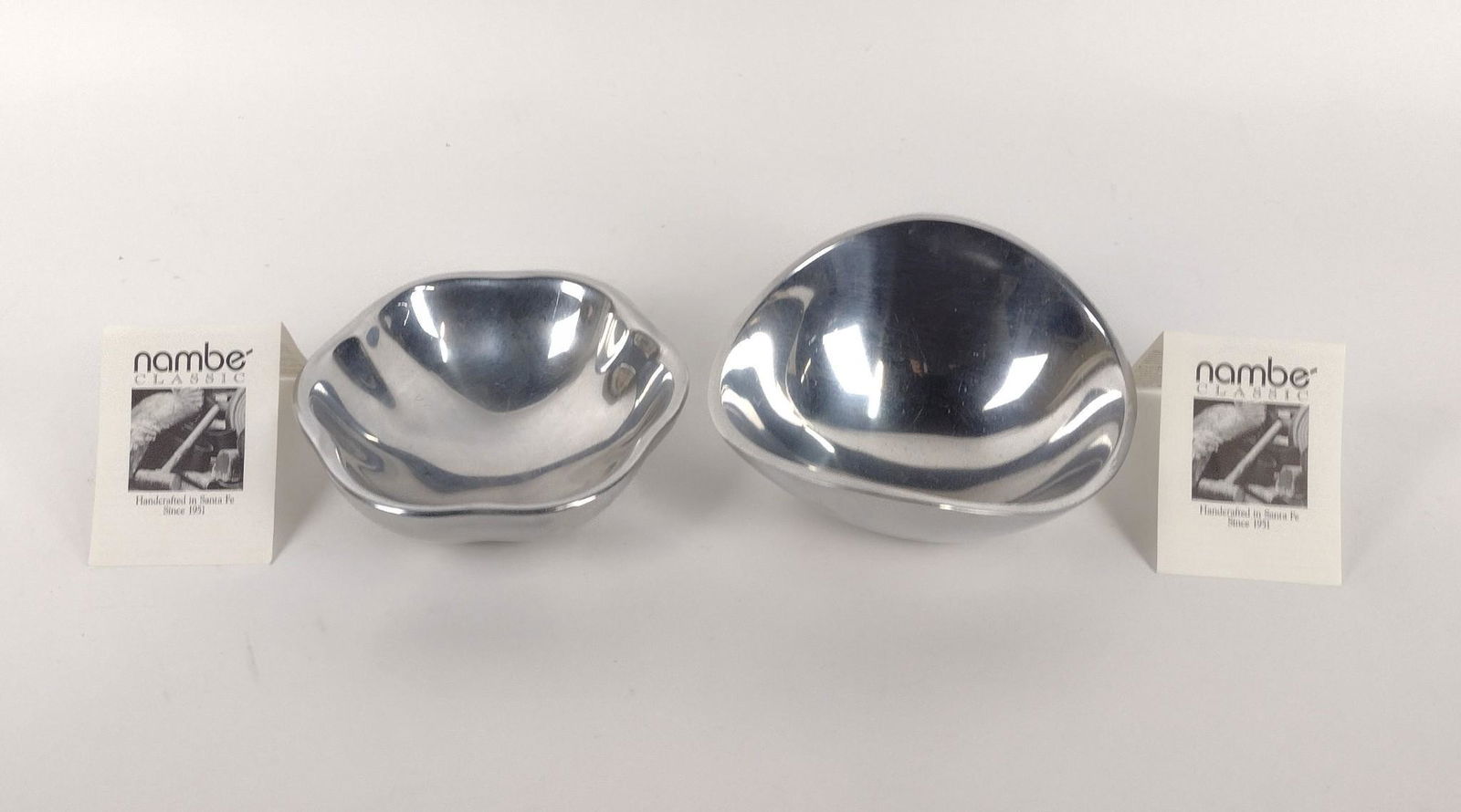 2 Nambe Serving Dishes (1 of 5)