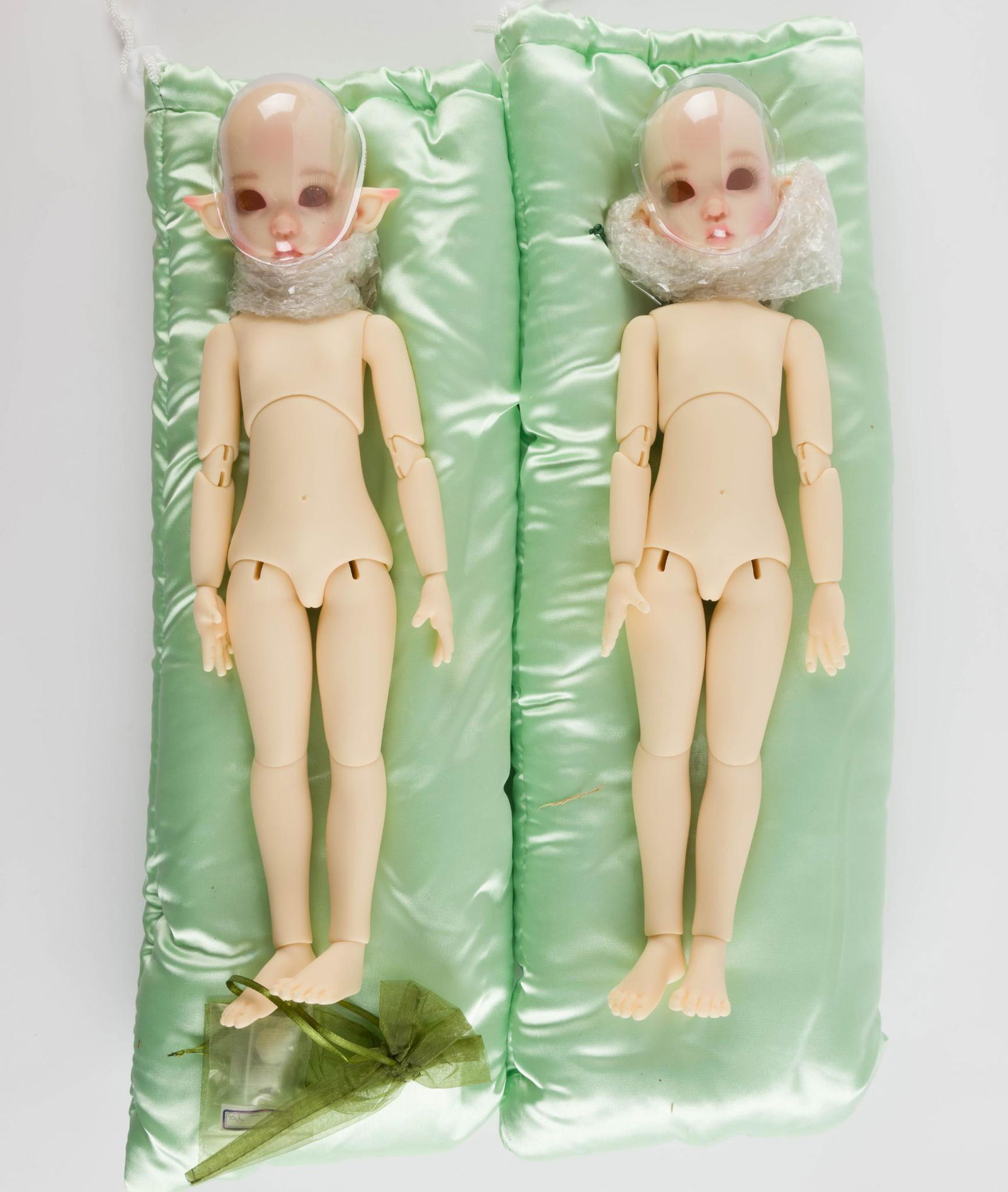 2 Kaye Wiggs Kaze Kidz Dolls (1 of 6)