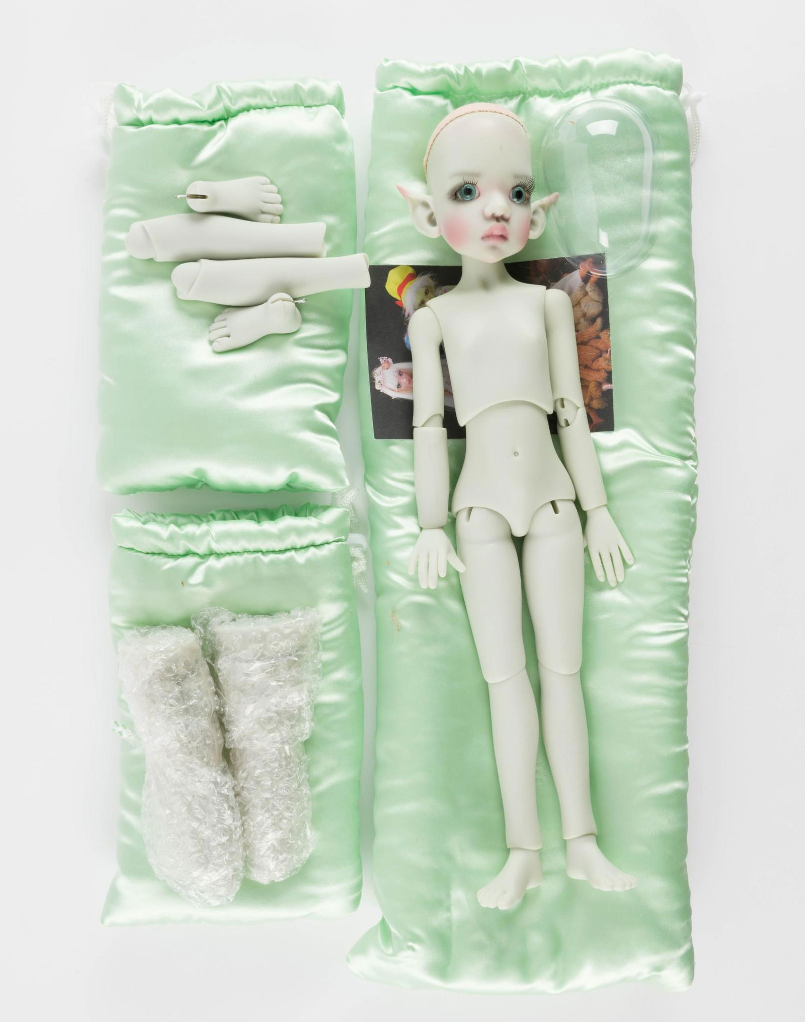 Kaye Wiggs Kaze Kidz Elf Doll with extra legs (1 of 4)