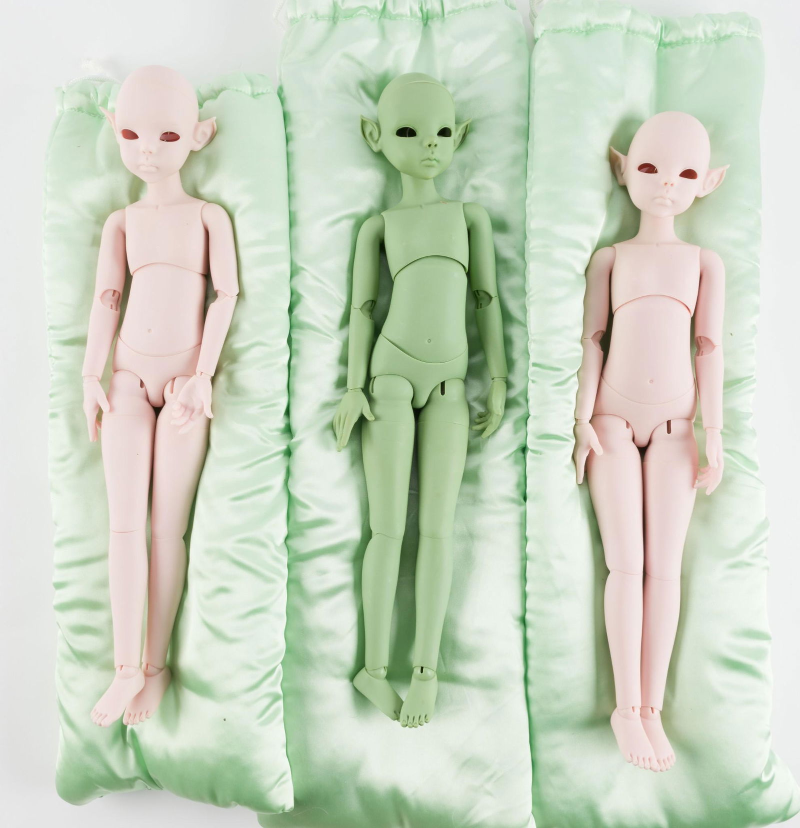 3 19" Bobobie Elf Dolls (1 of 4)