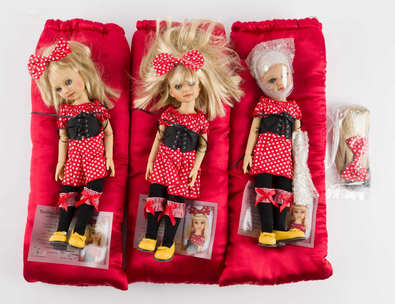3 Berdine Creedy Mini Dolls (1 of 7)