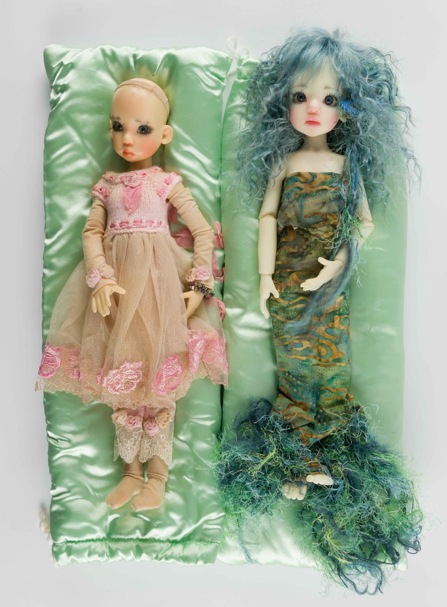 2 Kaye Wiggs Kaze Kidz Dolls (1 of 3)