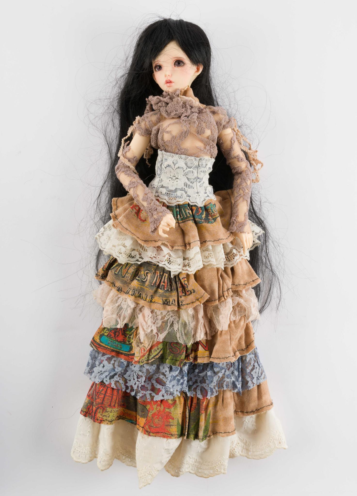 21" CP/Fairyland Celine: Face up with wig and dress. IMPORTANT: Before bidding, please read the terms and conditions. When you registered for the auction you agreed to these terms and will be required to comply with them.