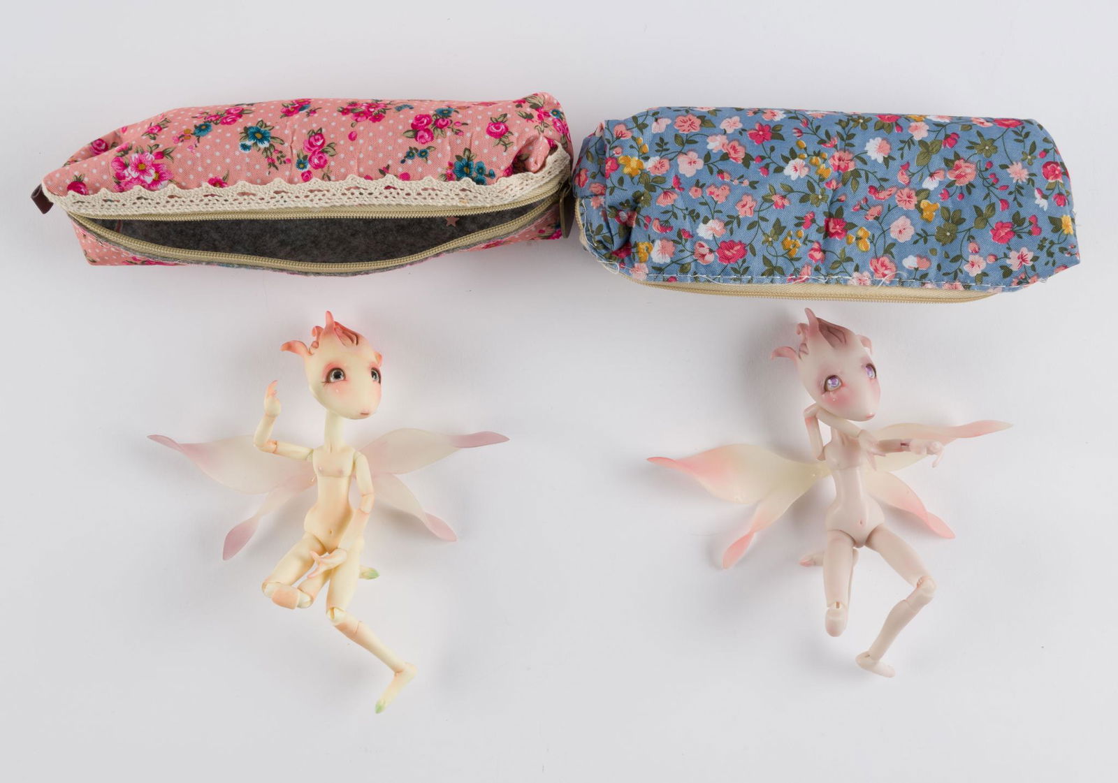 2 Nymphea Brindille Dolls (1 of 3)