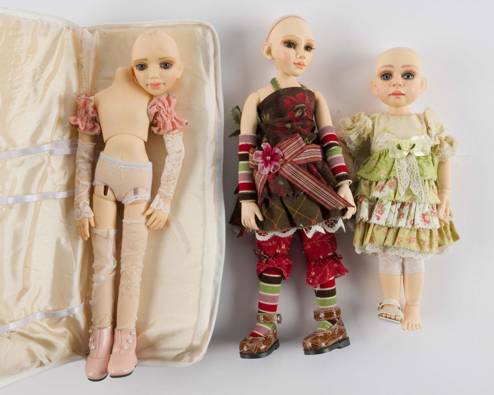 3 Berdine Creedy Dolls (1 of 4)